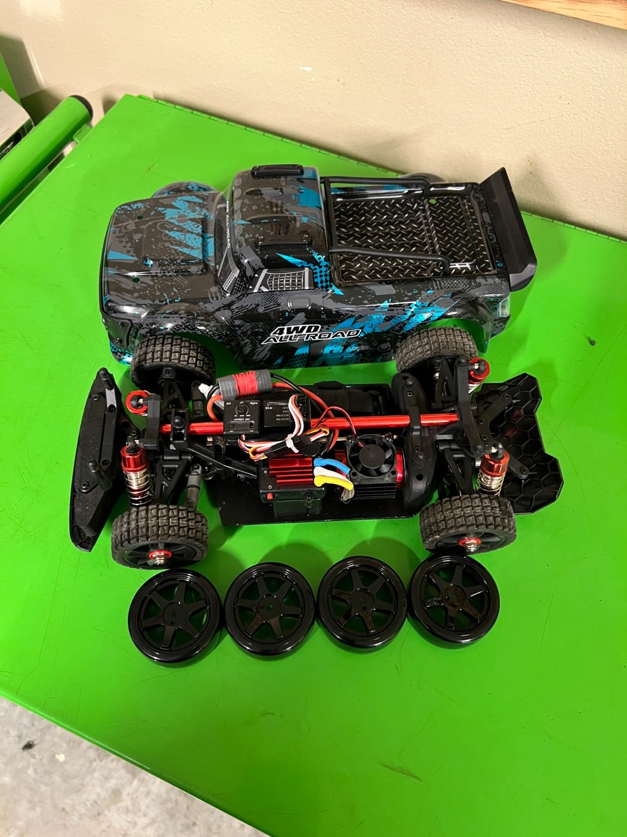 MJX 14303 Brushless RC Drift Truck, 1/14 2.4G RTR Remote Control Car for Adult, 4WD Off-Road Racing Car, 42KM/H High Speed All-Road Electric Hobby Toy Truck customer photo 1