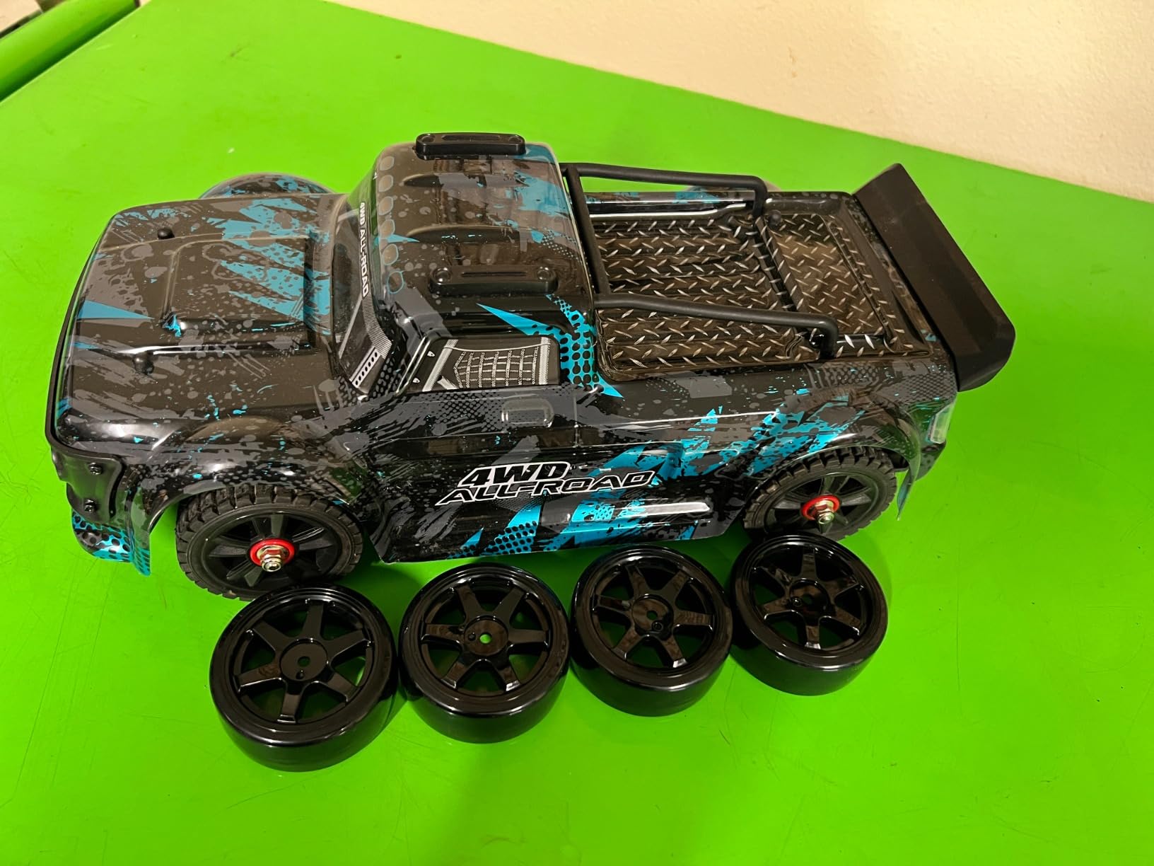 MJX 14303 Brushless RC Drift Truck, 1/14 2.4G RTR Remote Control Car for Adult, 4WD Off-Road Racing Car, 42KM/H High Speed All-Road Electric Hobby Toy Truck customer photo 2