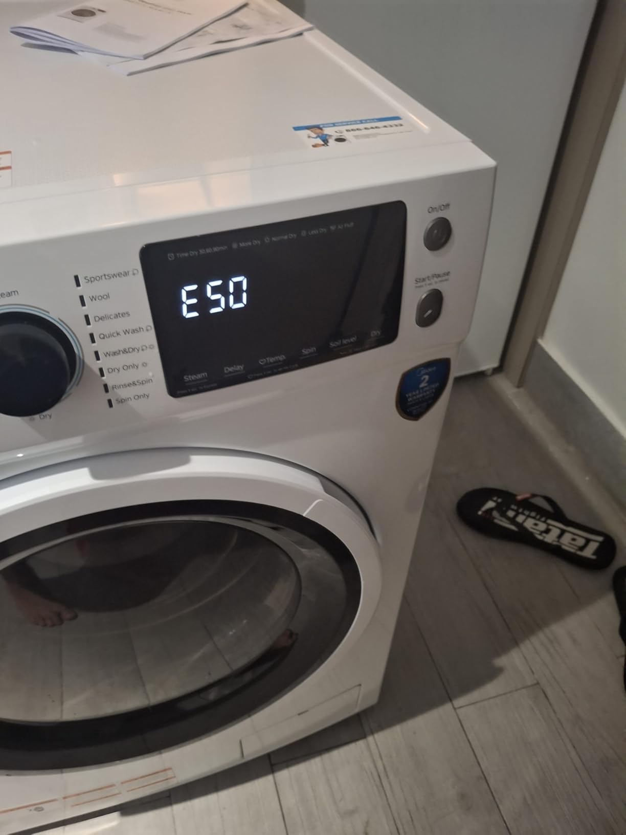 Midea Washer Dryer Combo 2.7 Cu.ft 24