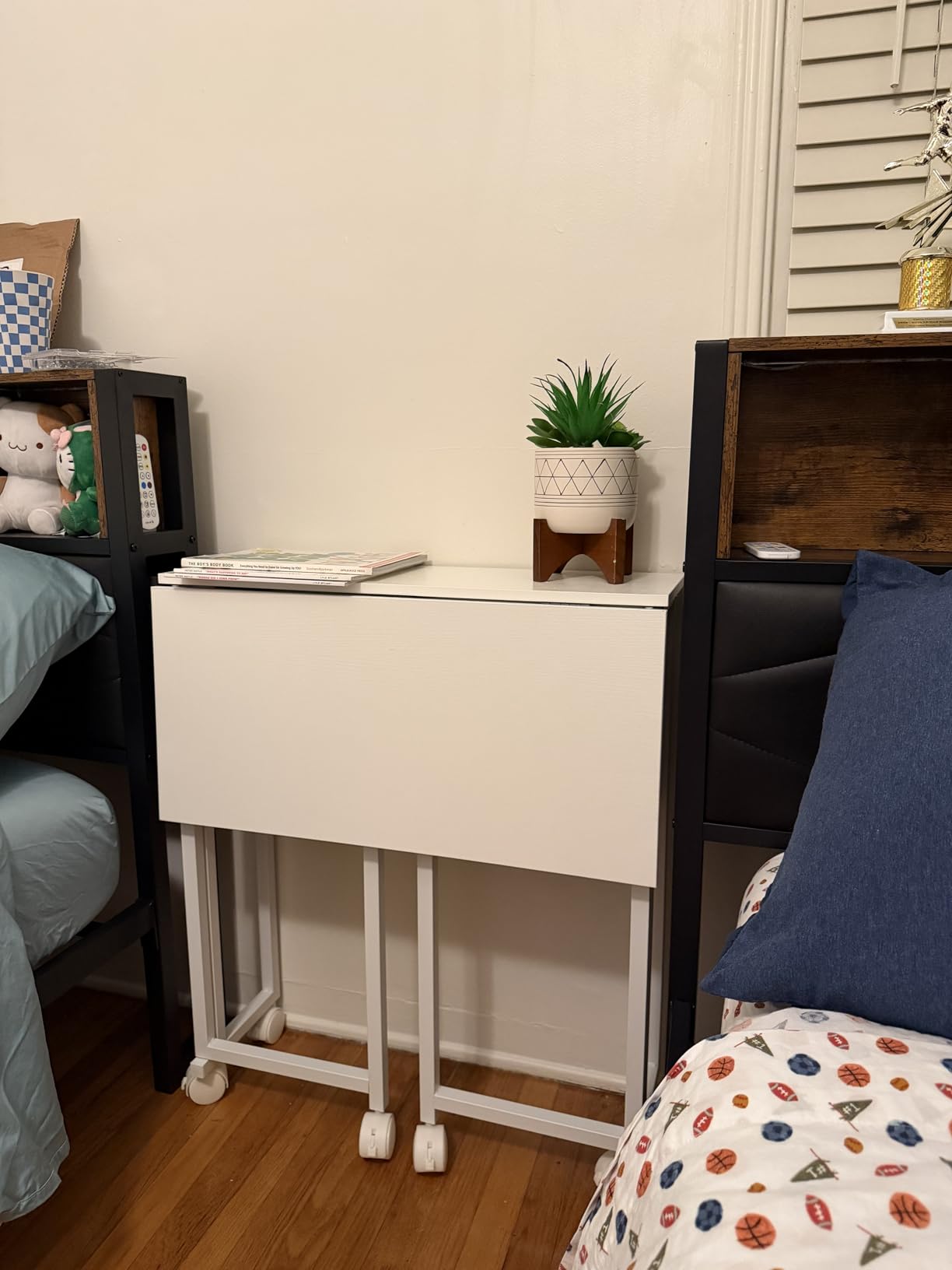 GreenForest Folding Desk with Wheels, 24.8 Inch Compact Rolling Computer Table with Storage Shelf, Portable Mobile Workstation for Small Spaces, Easy Assembly, Black customer photo 2