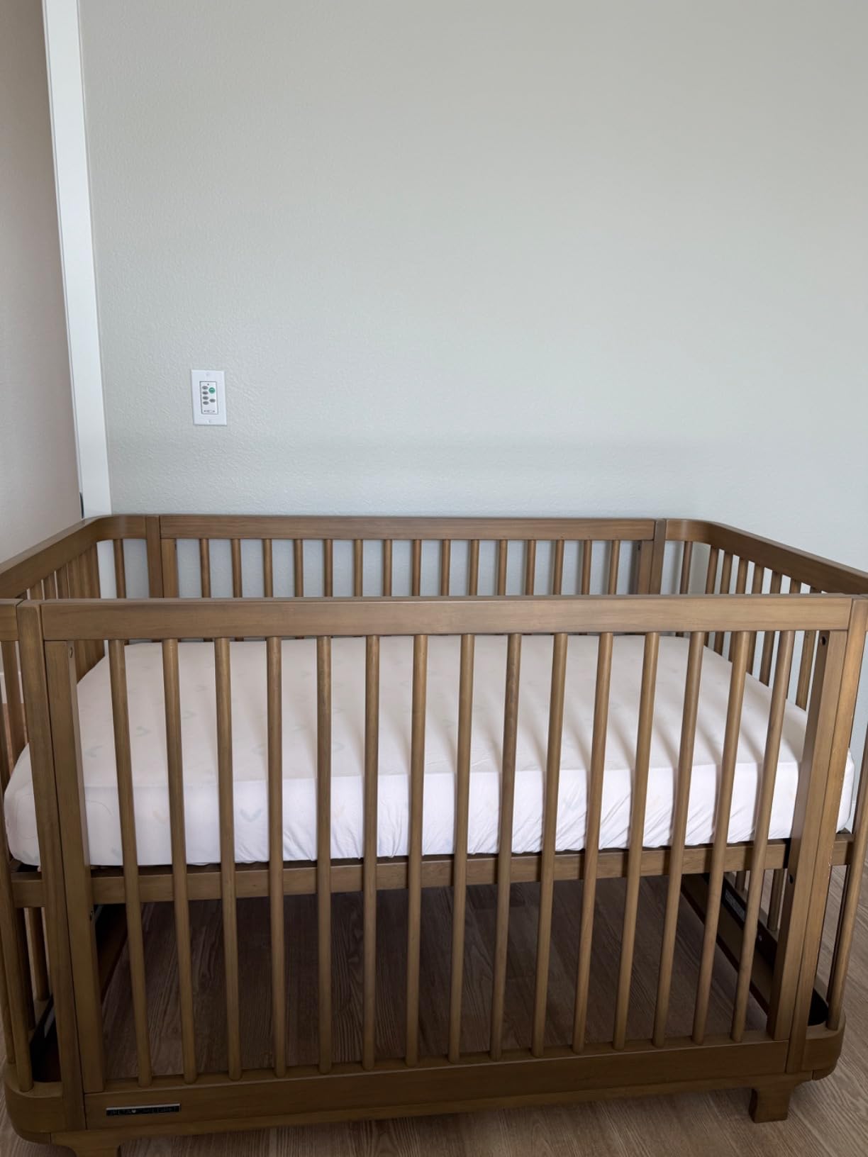 Delta Children Nest 4-in-1 Convertible Crib, Acorn customer photo 1