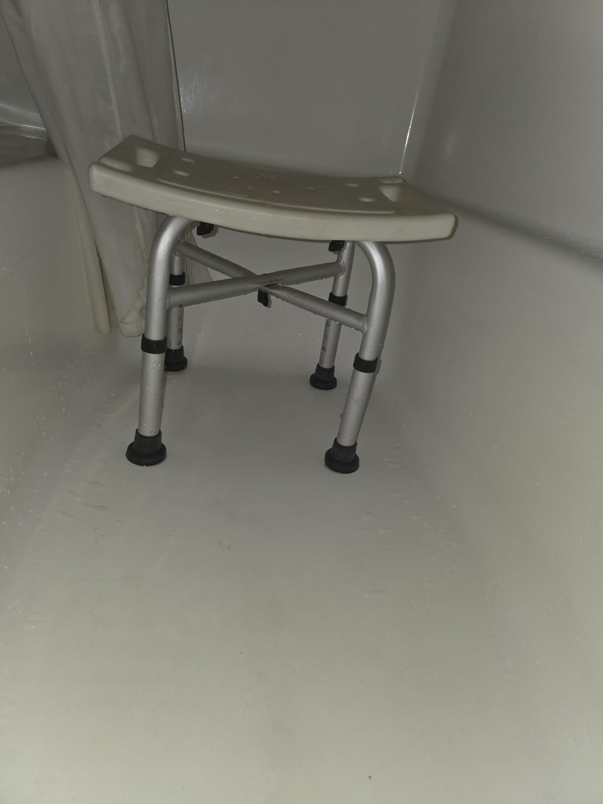 Hiqufet Shower Chair for Inside Shower, 500 lbs Heavy Duty Shower Stool | 5 Height Settings, Extra-Wide Bath Bench, Widened Non-Slip Feet, 3-Minute Tool-Free Assembly, Fits Showers and Bathtubs customer photo 2