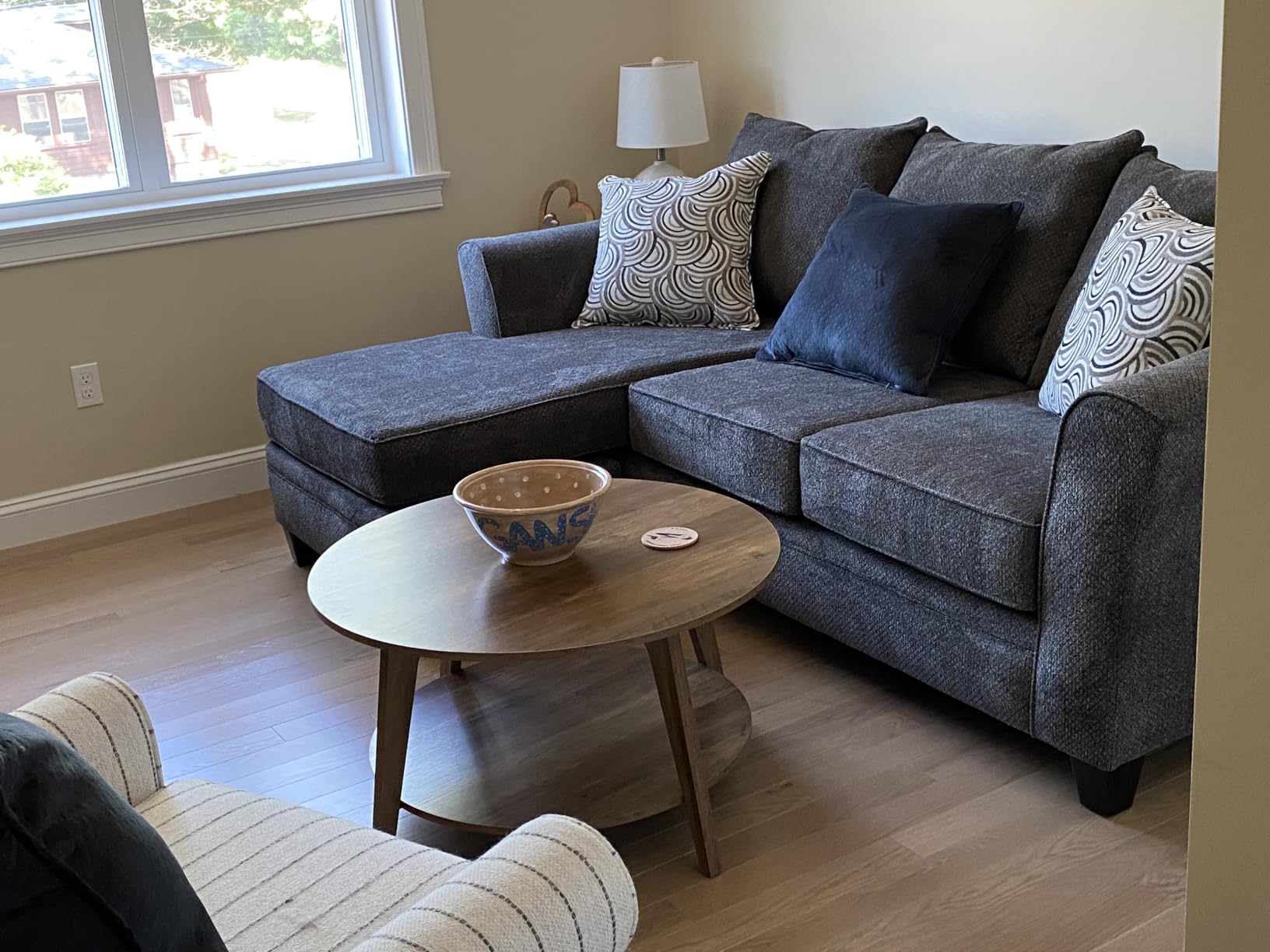 VASAGLE MAEZO Collection - Round Coffee Table, 2-Tier Center Table with Storage, Tapered Legs, Curved Transitions, 31.5 Dia. x 17.7 H Inches, Easy Assembly, for Living Room, Heather Greige ULCT243K02 customer photo 2