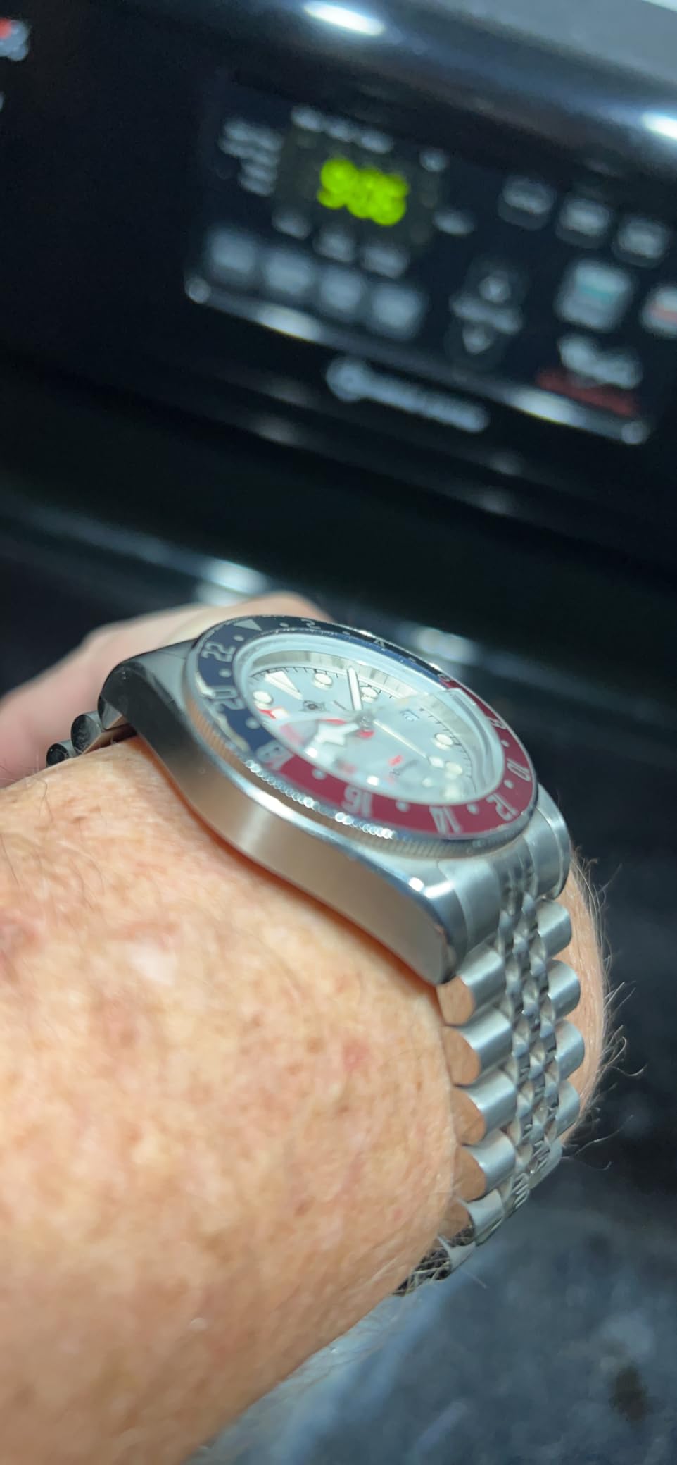 GMT Watches for Men Waterproof 200 M Analog BGW9 Luminous customer photo 1