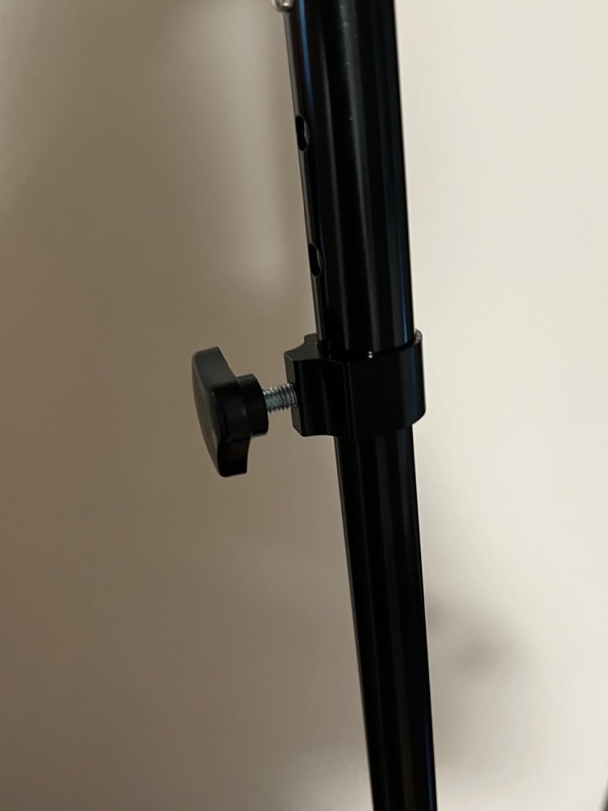 PELEGON Quad Cane (300LB) - Adjustable Walking Cane with A Large 4 Pronged Base for Extra Balance & Stability, Walking Canes for Seniors, Walking Cane for Men & Women, Walking Sticks customer photo 2
