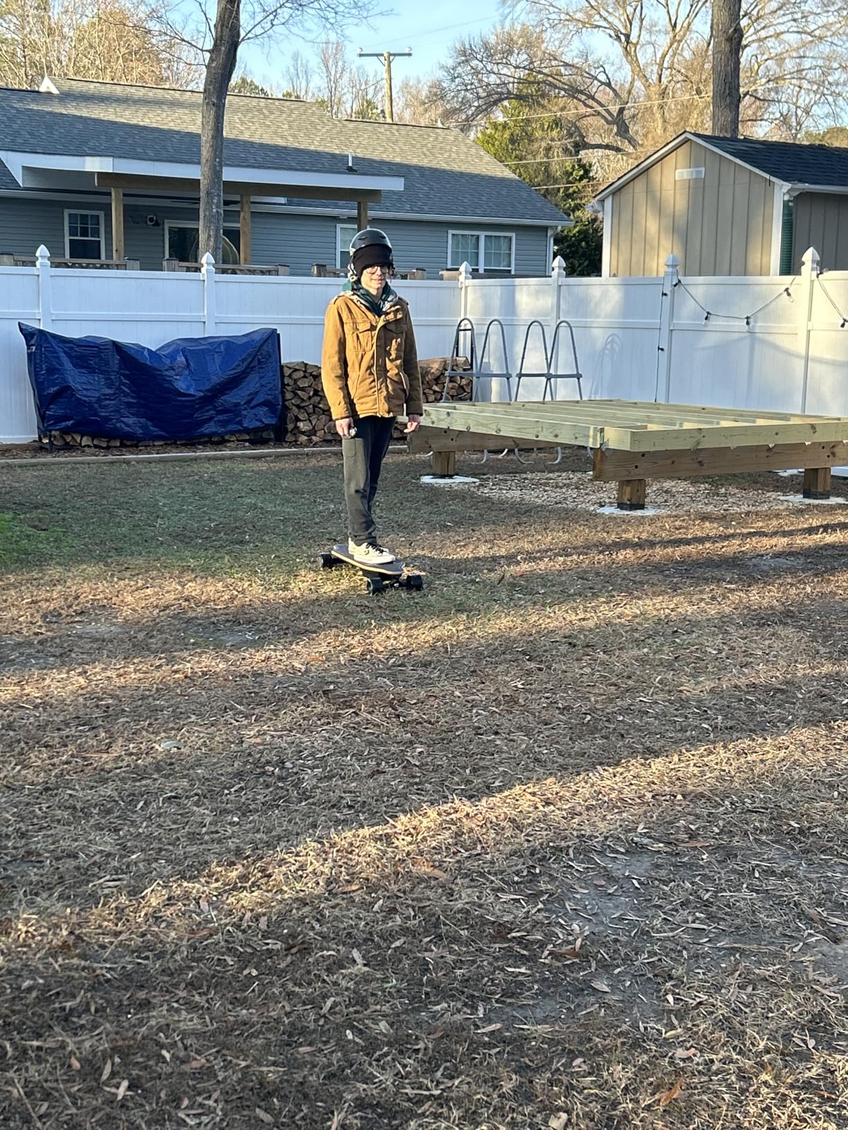 A1 Electric Skateboard with Remote, Range Up to 17 Miles/24, 8 Ply Canadian Maple, Smooth Braking, Suitable for Younger Beginners customer photo 2