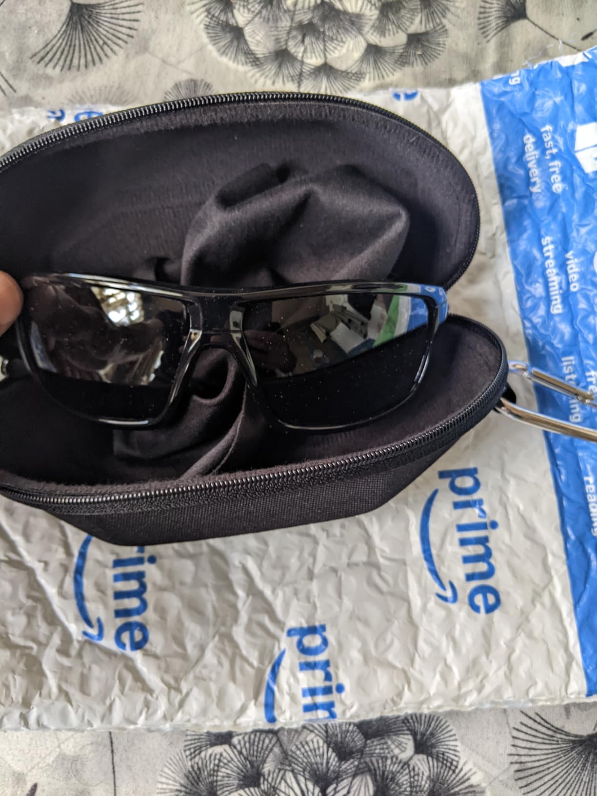 ATTCL 0.8 oz Polarized Sunglasses Men TR90 Wrap Around UV400 Fishing Sports | Lightweight Anti Slip Design, Reduces Glare, Comfort Fit for Driving, Golf, Running, Hiking, Outdoors Sun Glasses customer photo 1