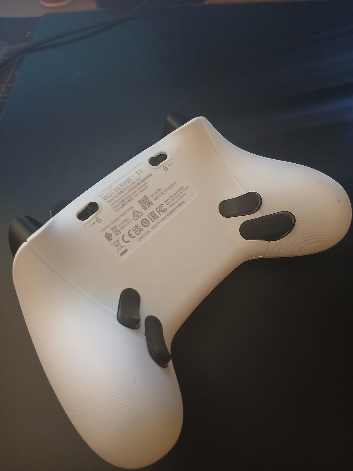 Razer Wolverine V3 Tournament Edition Wired Gaming Controller: Licensed for Xbox Series X|S, Xbox One, Windows PC - 6 Remappable Buttons - Fast Triggers - USB-C Cable - Wired Tournament Mode - Black customer photo 1