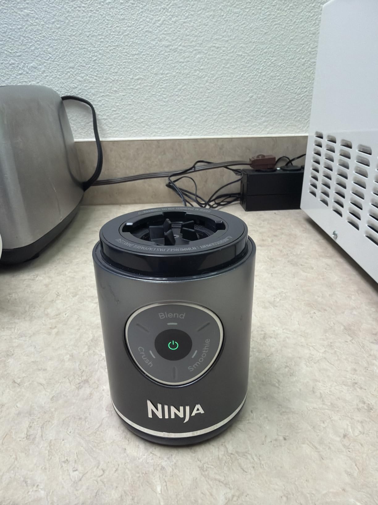 Ninja Blast Max, Portable Blender + Twist & Go, Personal Smoothie, Blend, Ice Crush, 3 Programs, Cordless, 22 oz removable Vessel, Dishwasher Safe, Leakproof, Navy, BC251NV customer photo 2