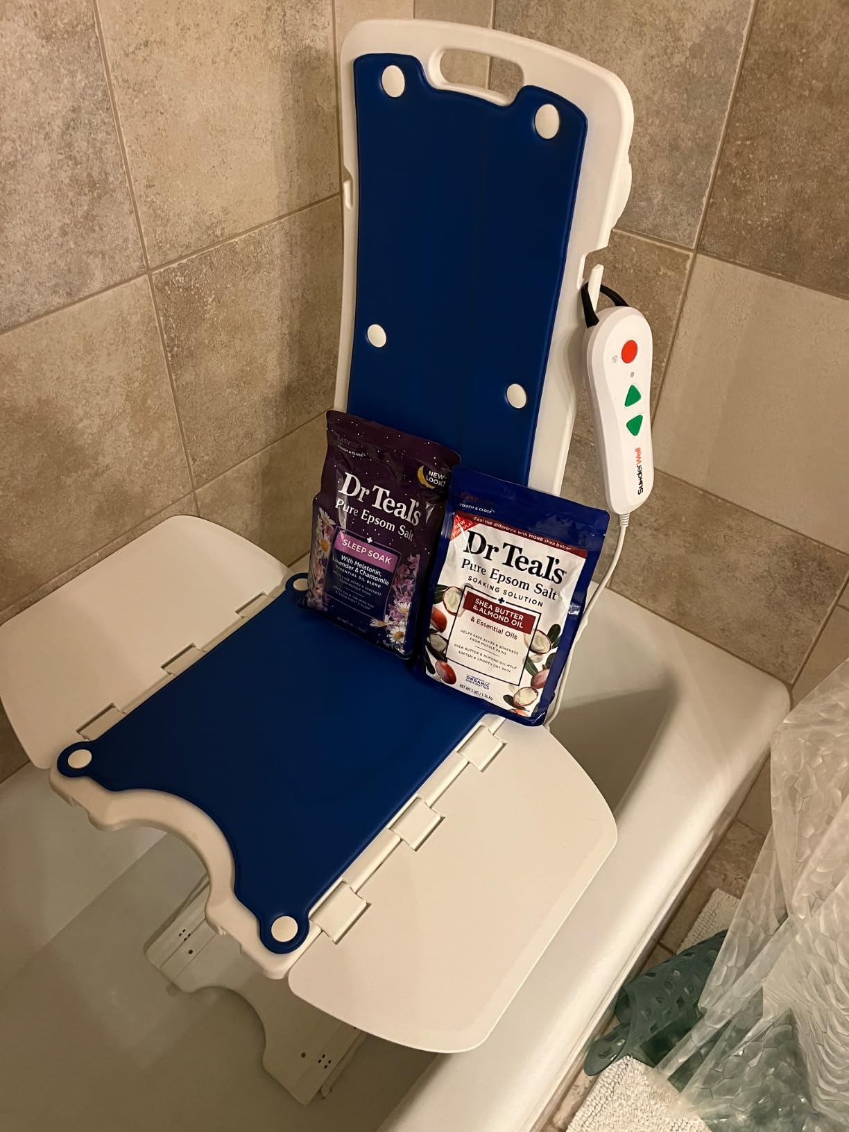 SUNDERWELL Electric Chair Lift for Elderly, 24 lbs Lightweight Floor Lift for Elderly Falls with 360° Swivel Seat, Bath Lift Chair for Tub 308 lbs Capacity, IPX8 Waterproof & Remote Control (Blue) customer photo 1