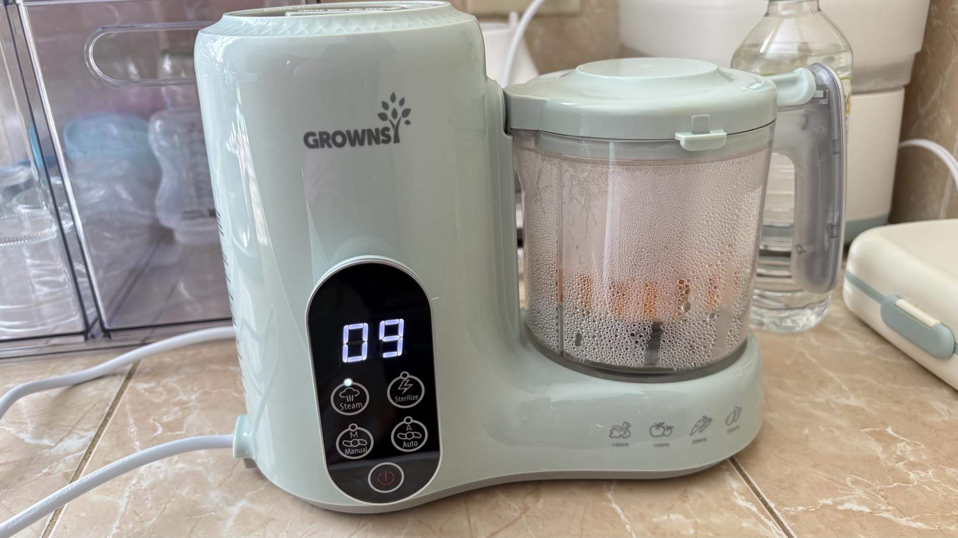 Grownsy Baby Food Maker, Steamer & Blender Baby Food Processor, White | BPA-Free Elevated Steam Basket, Healthy Homemade Baby Food Purees, Starting Solids & BLW, Baby Feeding Essentials, 6+ Months customer photo 1