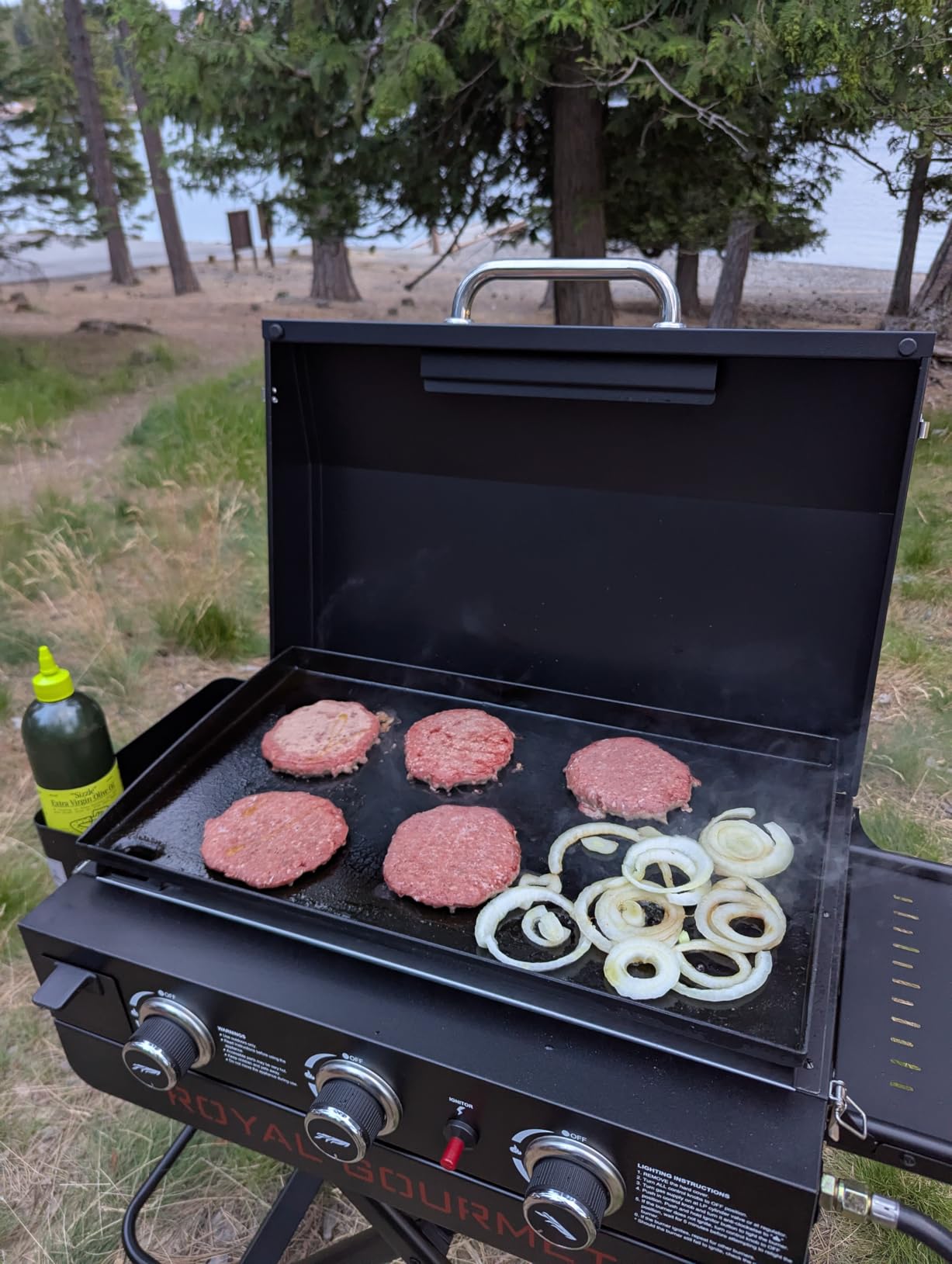 Royal Gourmet PD3001 3-Burner Propane Gas Griddle with Collapsible Stand, 23-Inch Portable Griddle with Side Table, 314 Sq. In. Cooking Area customer photo 2