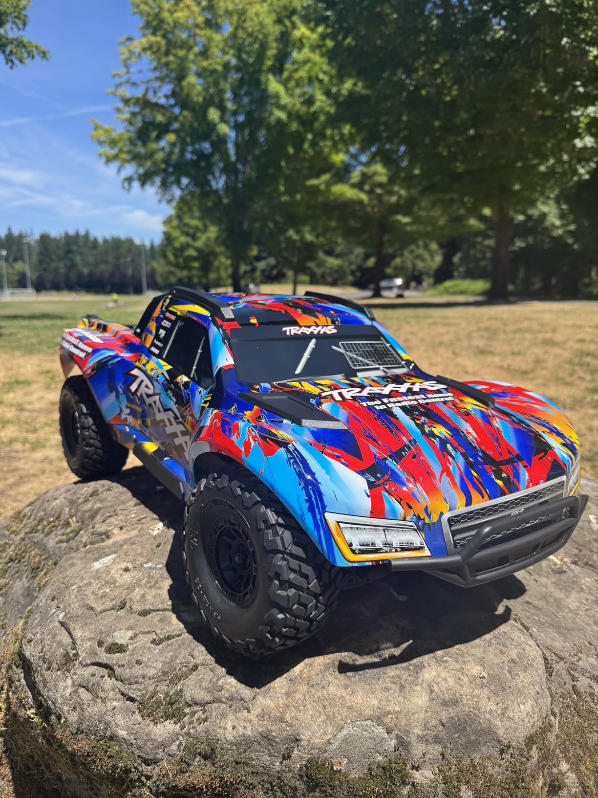Traxxas MAXX Slash 4WD 6S 1/10 RTR Short Course Truck customer photo 1