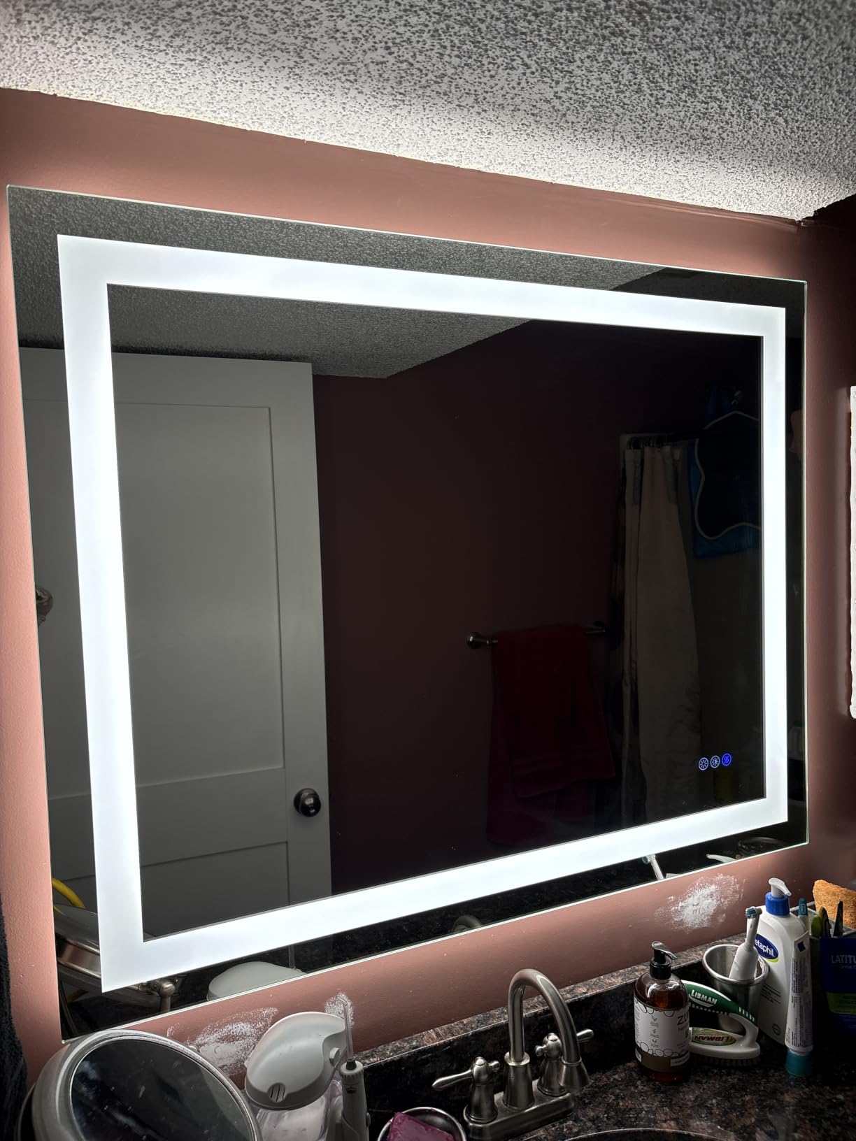 Hivone 40X32 LED Bathroom Mirror with Lights, Anti-Fog, Dimmable, Backlit + Front Lit, Smart Bathroom Vanity Mirror, Memory Function, Shatterproof, Tempered Glass (Horizontal/Vertical) customer photo 2