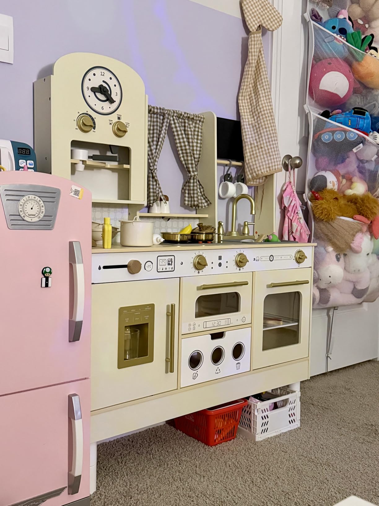 EDUBEBO Kids Kitchen playset, Wooden Play Kitchen, Height Adjustable, Comes with Various Kitchen Accessories, Ideal Role Play Toy Gift for Toddlers and Kids Ages 3-8 (White) customer photo 2