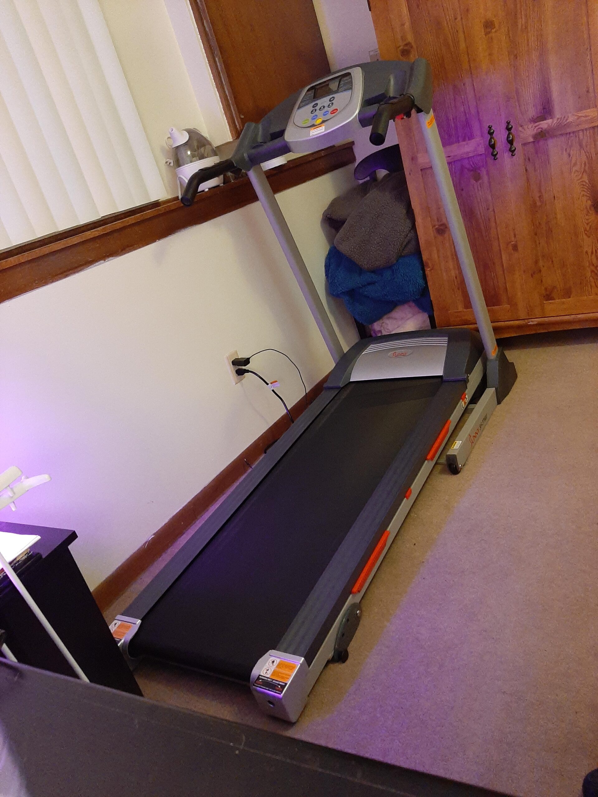 Sunny Health & Fitness Exercise Treadmills Double Deck Sizes and Incline Features with Bluetooth & SunnyFit App customer photo 2