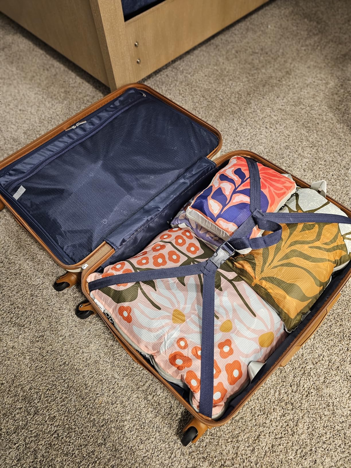 Gonex 4-Piece Compression Packing Cubes, Expandable Travel Organizers | Floral Pattern, Ripstop Fabric, Double-Zip Compression, Carry-On Friendly, Lightweight customer photo 1