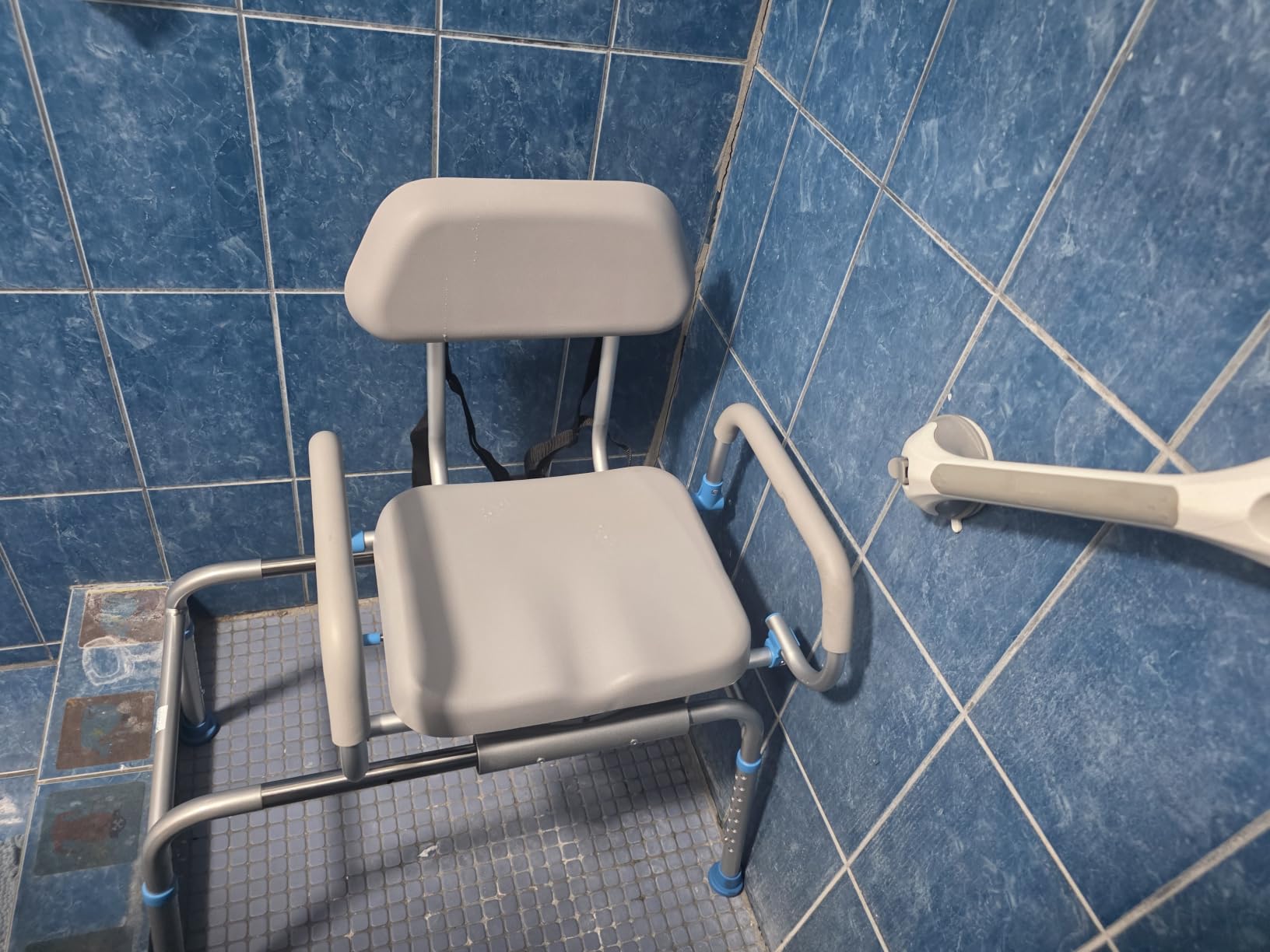 Loyoda Sliding Shower Chair Tub Transfer Bench for Bathtub, Gray, Standard | Padded Shower Bench with Pivoting Arms, Height Adjustable Shower Seat, FSA/HSA Eligible, 350 lbs customer photo 1
