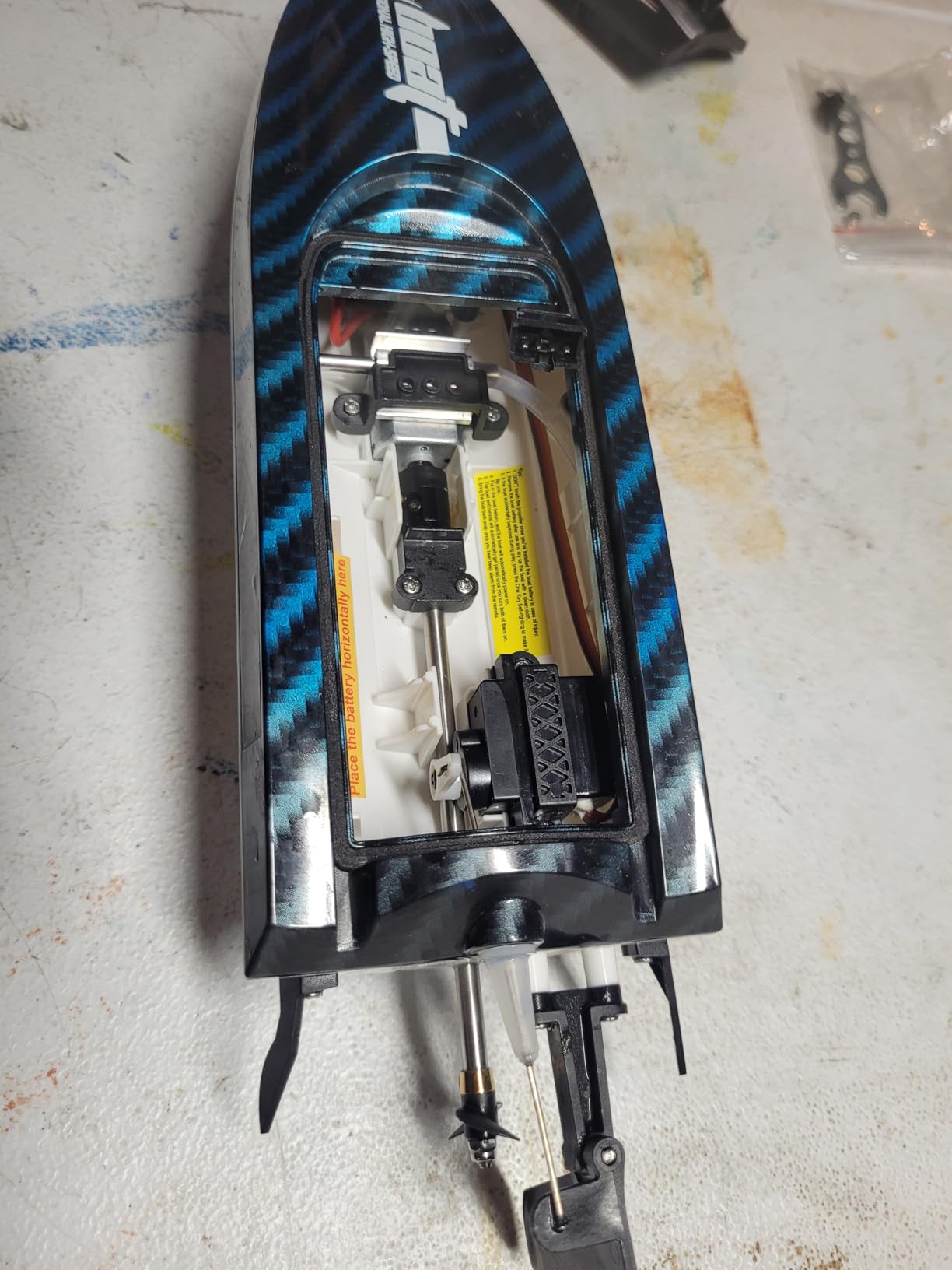30KMH RC Remote Control Boat with 7 LED Light Modes Waterproof Electric Fast Speed Boat for Adults Kids 8-12 Lake Pool Water Play, Self-righting, Demo, Water Cooling, 20Mins, Low Battery Alert, 2.4Ghz, Blue customer photo 1
