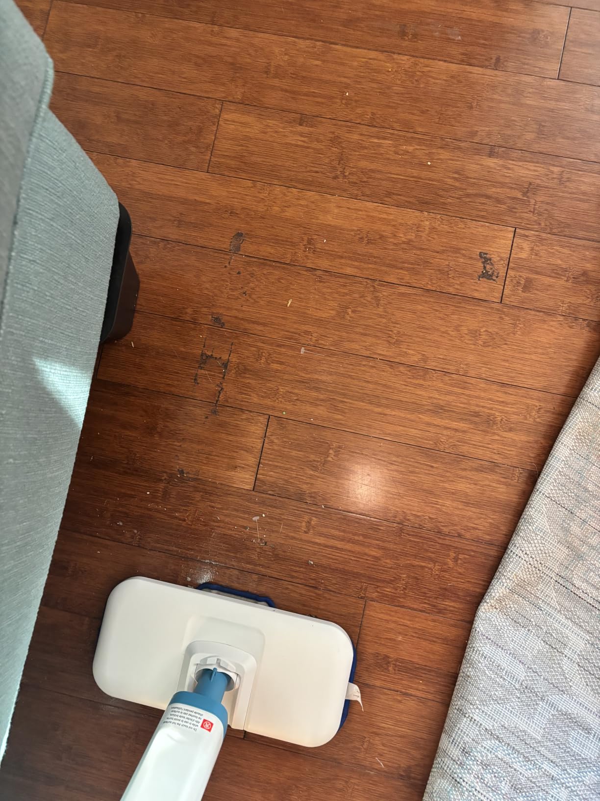 Amazon Basics Steam Mop for All Sealed Hard Floors, Heats Up in 30 Seconds, Chemical-Free Cleaning, 3 Washable Pads, 20-Foot Cord, White customer photo 1