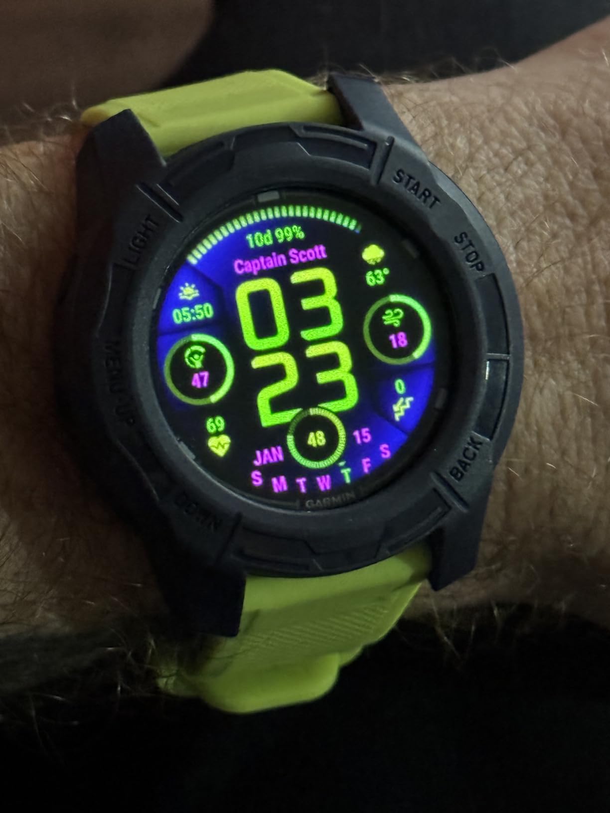 Garmin Descent G2, Watch-Style Dive Computer, Bright AMOLED Display, Multiple Dive Modes, Health and Wellness Features customer photo 2