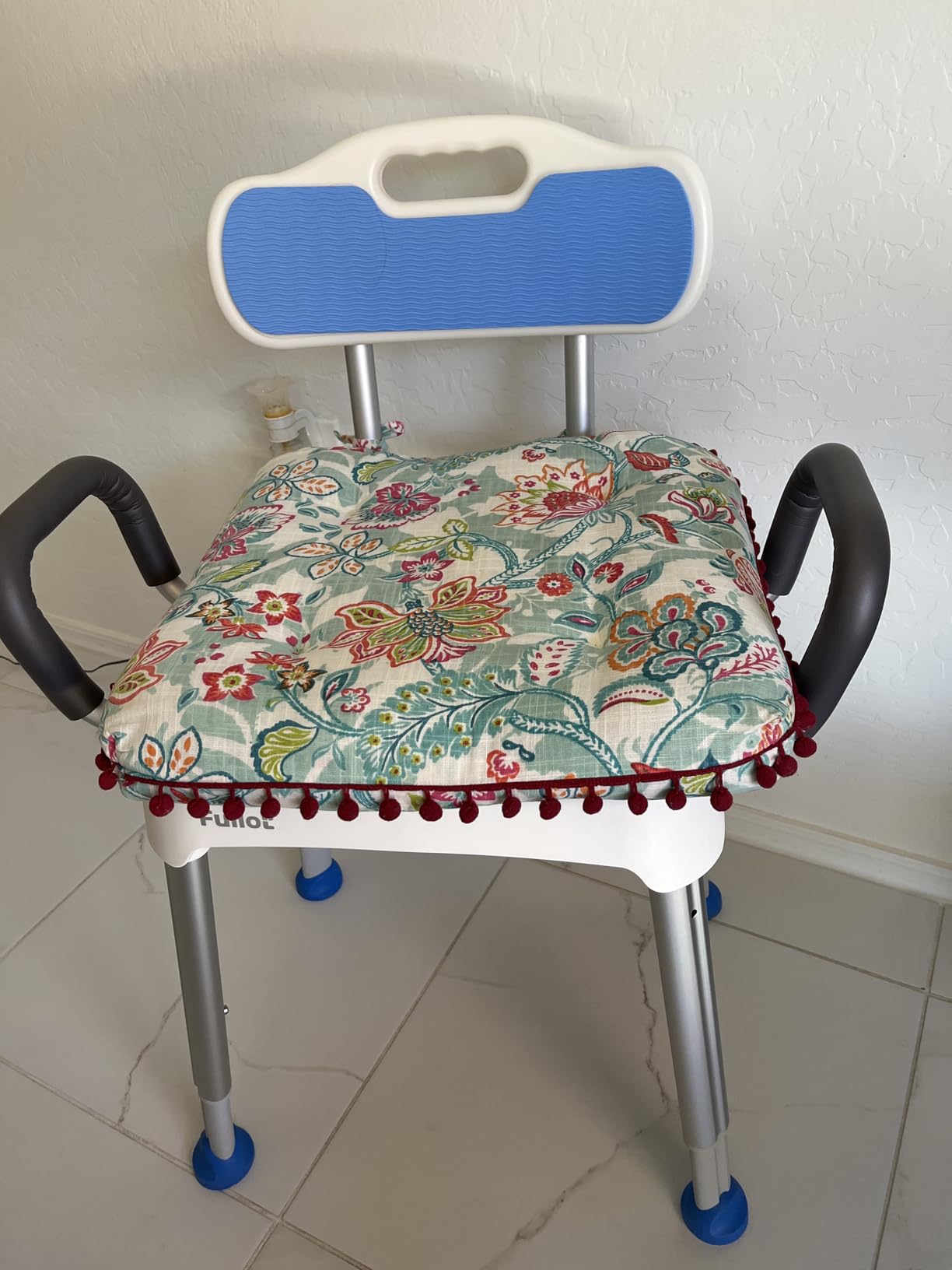 FULLOT Wide Shower Chair for Inside Shower, Stable Bracing Design, 400 lbs | Heavy Duty & Adjustable Shower Chair with Back & Arms for Elderly & Disabled, Shower Seat, Non-Slip Feet for Safety & Comfort customer photo 2
