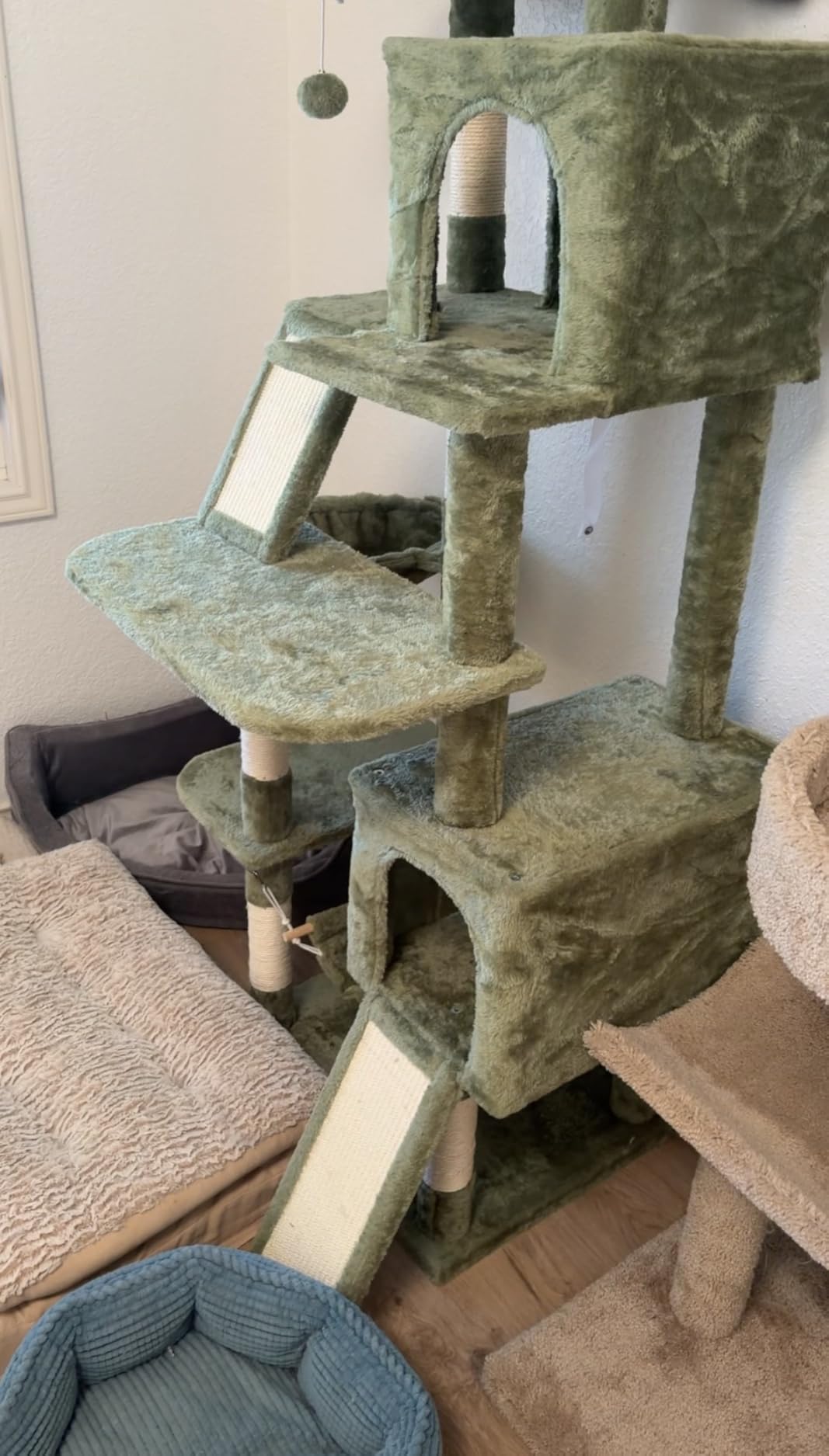 Gitelsnour Cat Tree for Indoor Cats, 71''(180cm) Multi-Level Cat Tower for Large Adult, Sturdy Cat Tree House with 2 Scratching Boards 7 Posts, 2 Plush Perches/Condos, Hammock, Smoky Gray GCT032G customer photo 1