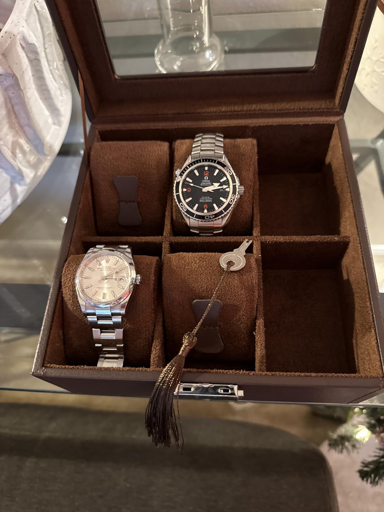 Hit Design 6-Slot Brown Leather Watch Case Organizer and Display Holder customer photo 1