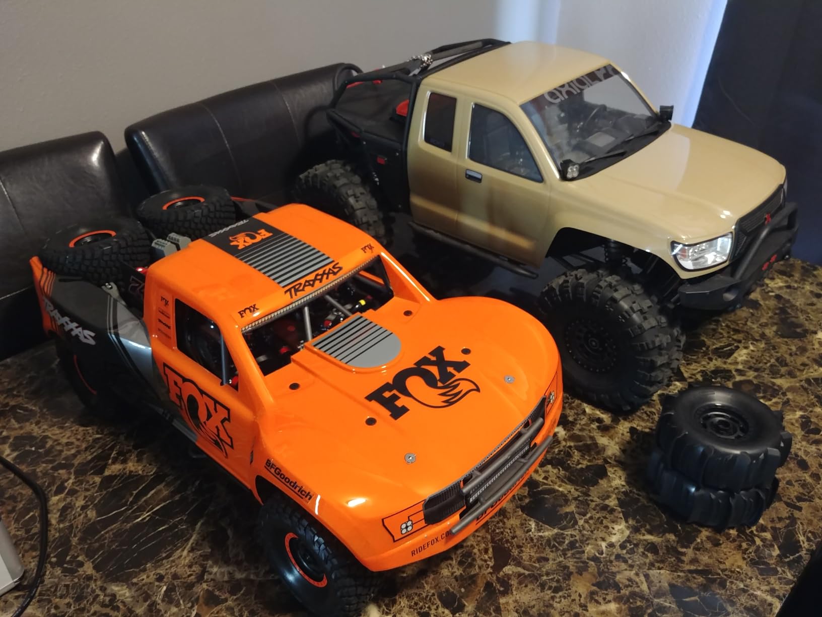 Traxxas Unlimited Desert Racer Fox Edition 1/10 4WD RTR customer photo 1