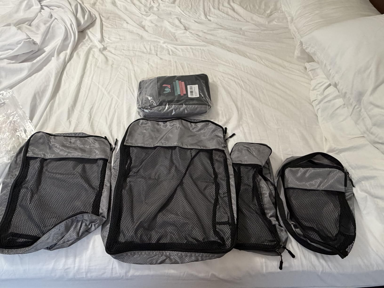 WTREE 4-Piece Packing Cubes Travel Accessories Set for Suitcases - Luggage Organizer Bags with Double Zipper - Mesh Top - Small/Medium/Large/Slim - Grey customer photo 1