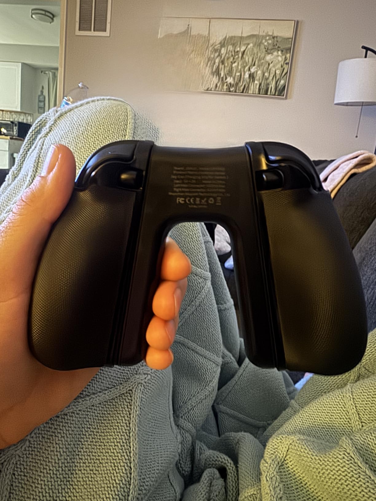 JSAUX Switch 2 Charging Grip for Nintendo Switch 2, Magnetic Grip Controller Compatible with Switch 2 JoyPads, Play While Charging with LED Indicator & 1.5m/4.9ft Charger Cable - Black customer photo 2