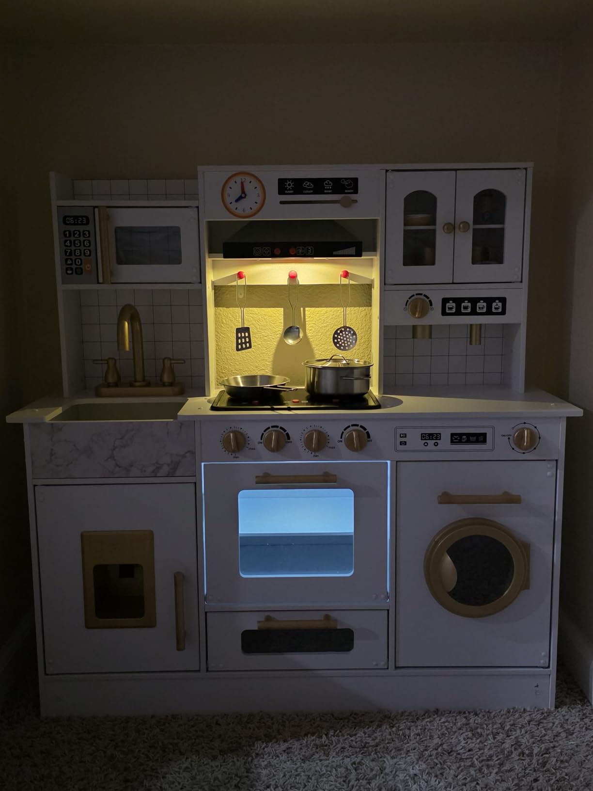 BIERUM Wooden Play Kitchen for Kids Ages 3-8 with Lights & Sounds (White) | with 7 Real Appliances & 16 Accessories customer photo 1