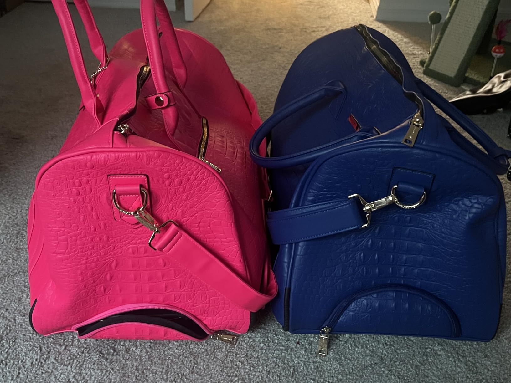 Tote&Carry Apollo 1 Large Rolling Duffle Bag with Wheels customer photo 2