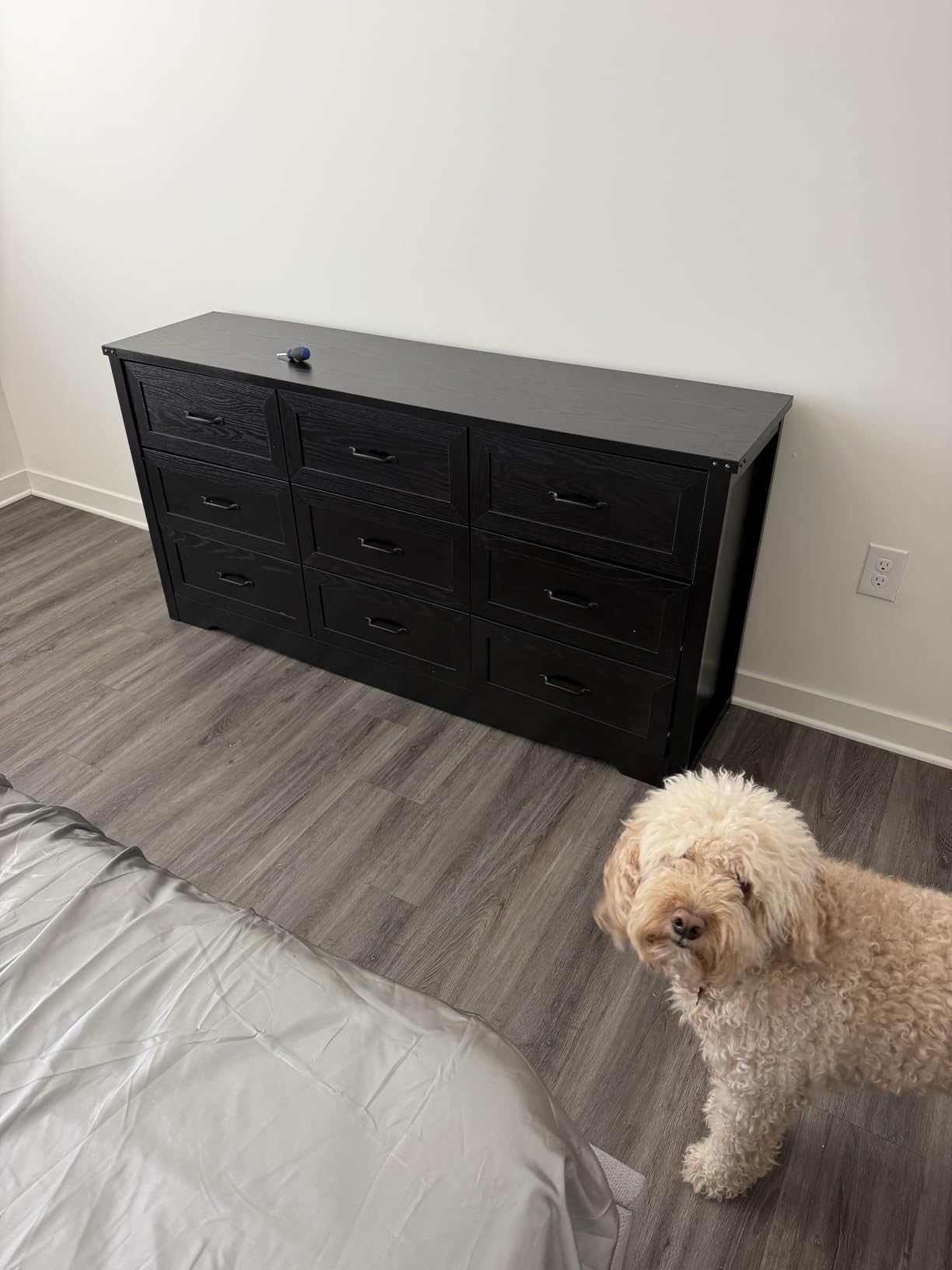 BORNOON Tall 6-Drawer Dresser for Bedroom, Modern Wooden Chest of Drawers with Metal Handles, Anti-Tipping Design customer photo 1