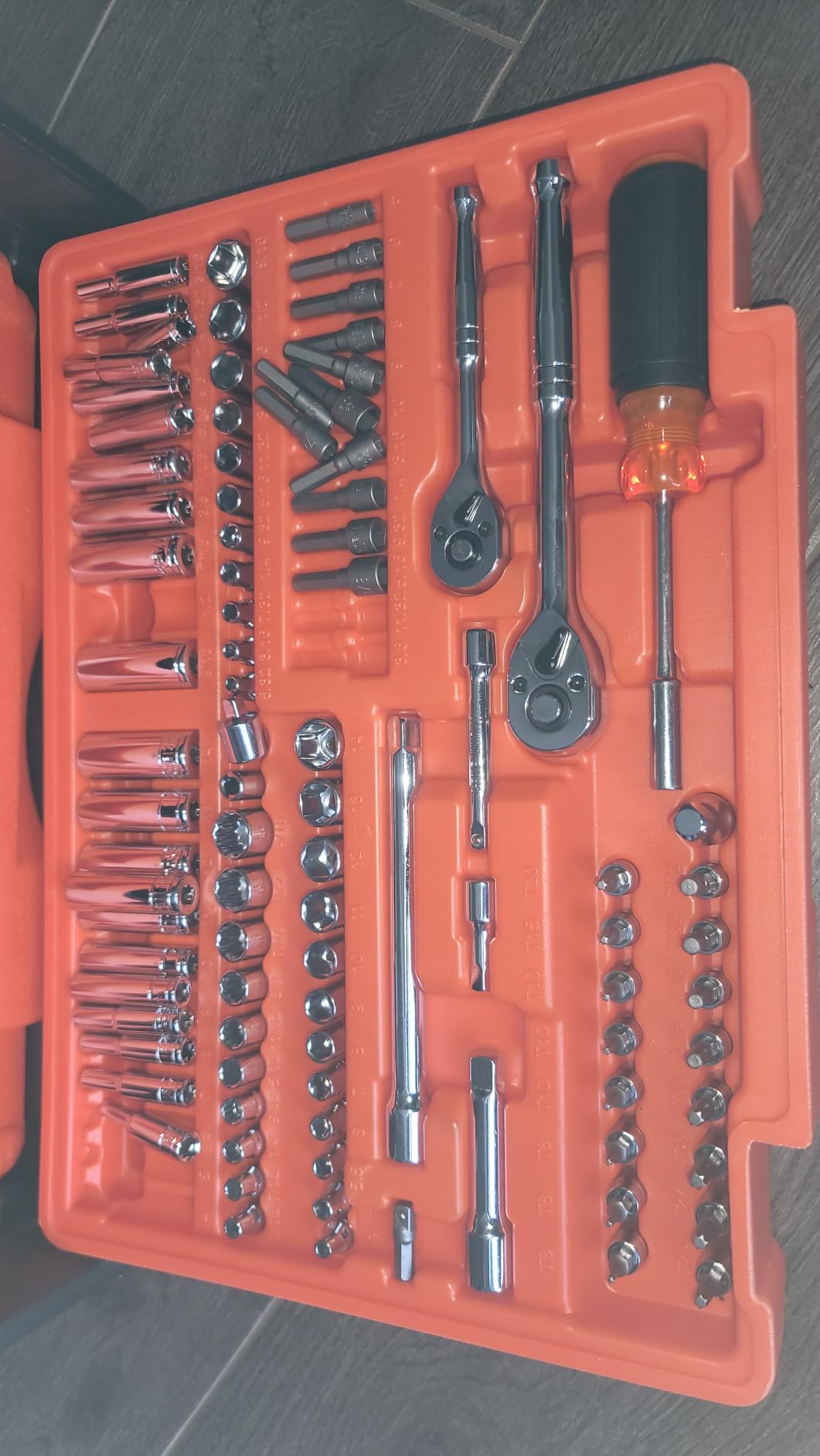 Craftsman Mechanics Tool Set and Socket Set, 450 Pcs, 1/4, 3/8 and 1/2 Inch Drive Deep and Standard Sockets, SAE Metric with Storage Case with Orange Drawer customer photo 1