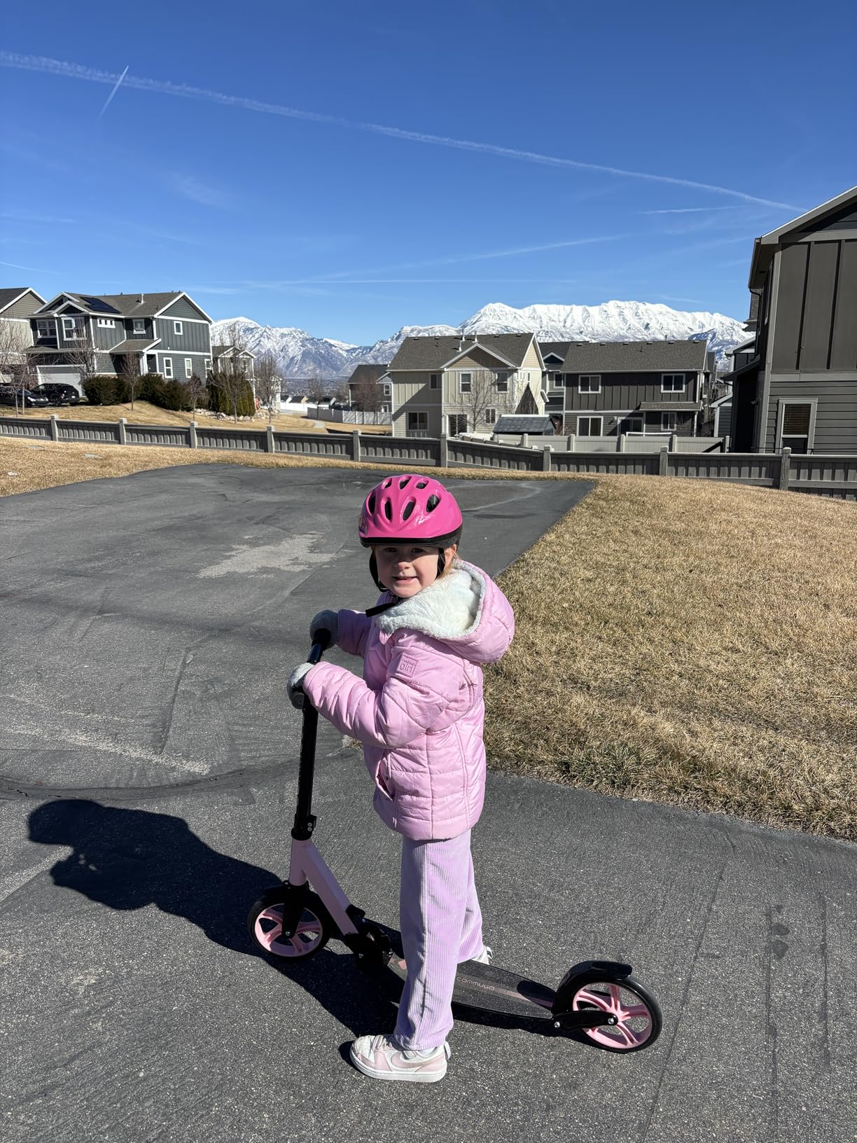 Foldable Scooter for 6+ Kids, Teens, Adults, Aluminum Alloy Frame, 240 LBS | 4-Level Height, CPSC certified, Lightweight 9.5 lbs with shoulder strap for easy carrying, 8
