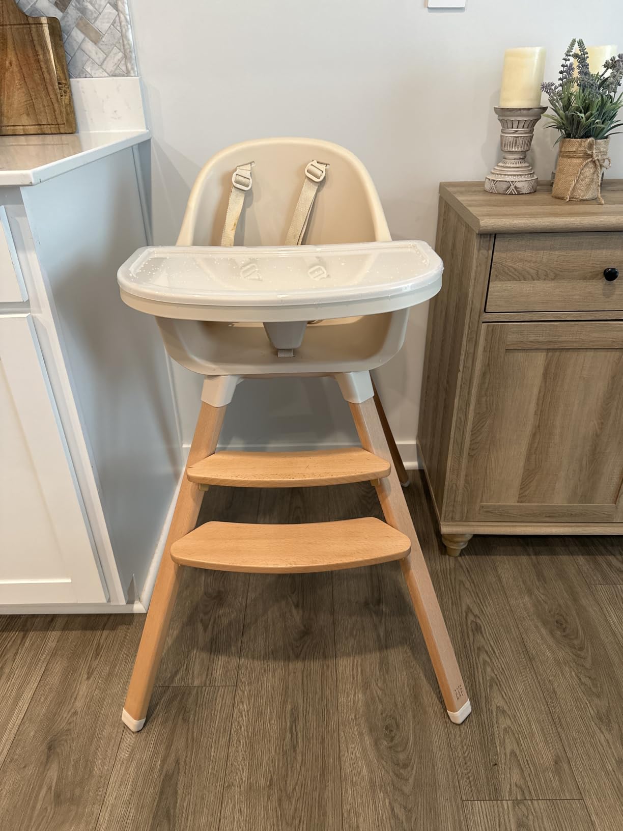 Delta Children - babyGap Otto 3-in-1 High Chair - High Chair Converts to Toddler Dinning Chair and Booster Seat - Dishwasher Safe Meal Tray - FSC-Certified Wood, Oatmeal customer photo 1
