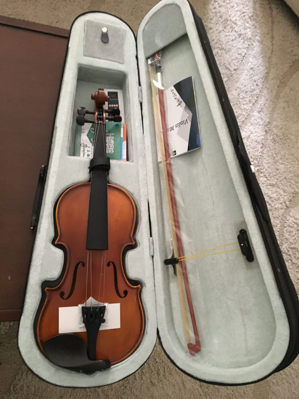 Vangoa Violin 4/4 Full Size Set, Handcrafted Entry Level Acoustic Violin Set with Lightweight Hard Case, Suitable for Beginners, Teens, 12+, Adults, Right Handed Players customer photo 1