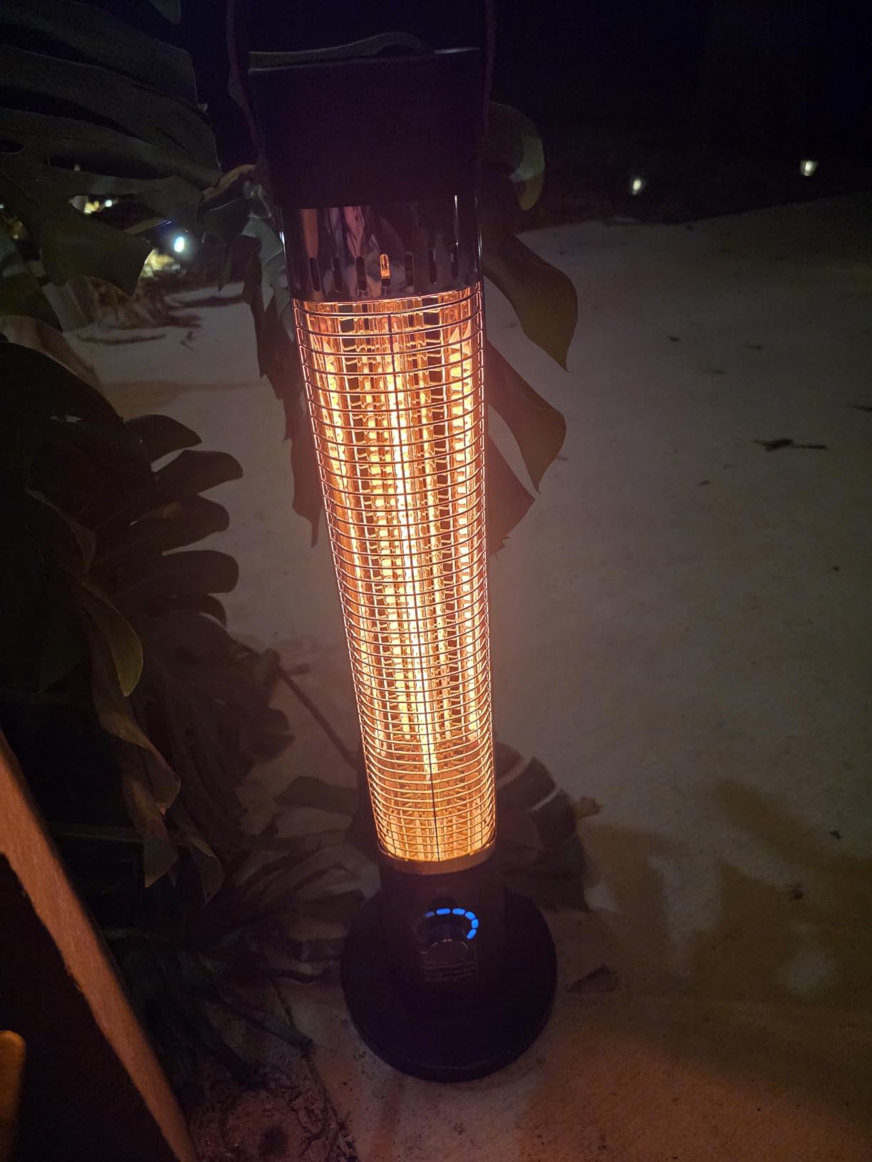 Patio Heater for Outdoor Use, Infrared Electric Outdoor Heater, 1500W Instant Heating, 60-Degree Oscillation, 9 Heat Levels, 9H Timer, Remote, White, 32.2