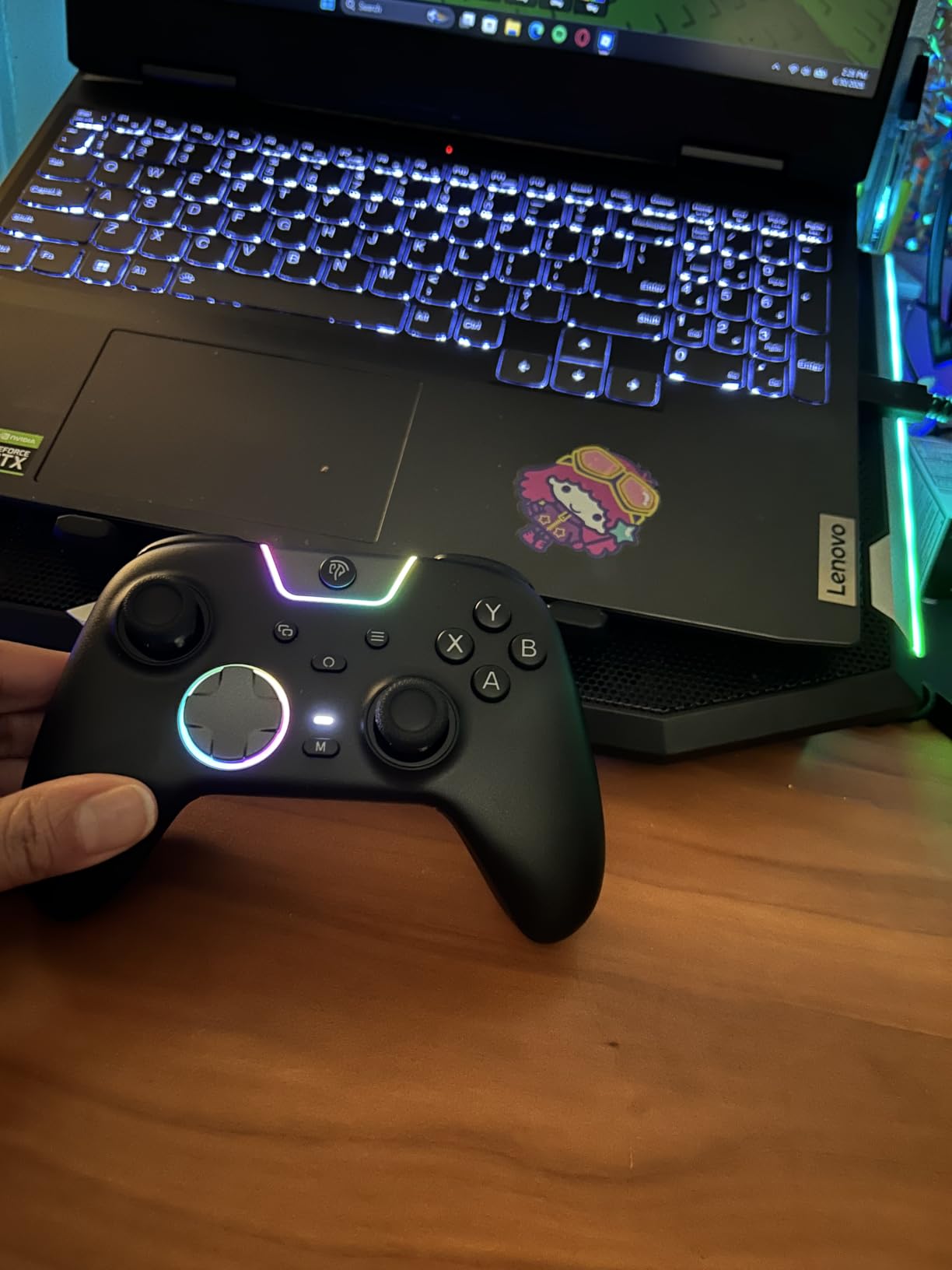 EasySMX X05Pro Wireless Gaming Controller for PC, Switch & Phone - Ultra-Quiet Buttons, Hall Effect Joysticks, 2-Stage Triggers, 1000Hz Polling Rate, Programmable, Ergonomic Grips with 1000mAh Battery customer photo 1