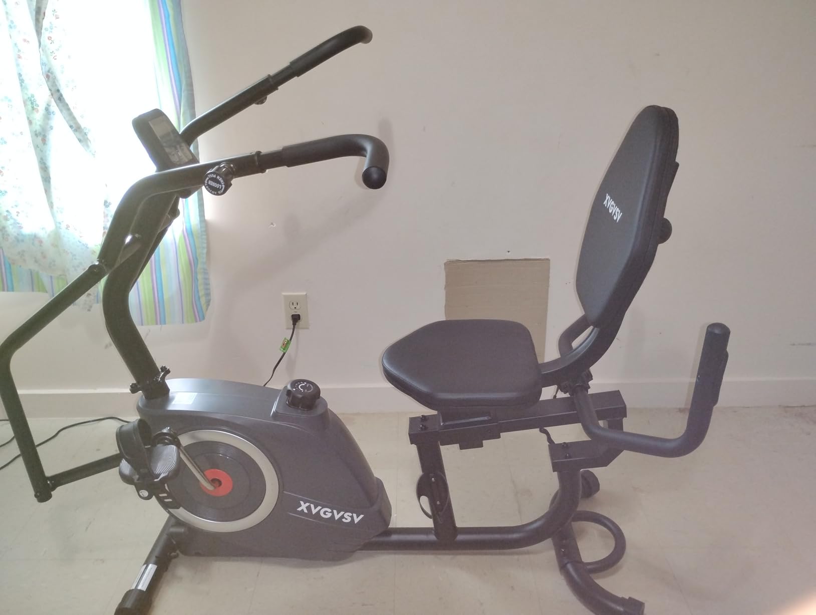 Recumbent Exercise Bike, Recumbent Stationary Bike for Home, Recumbent Bike with 400LB Weight Capacity Whisper-Quiet 16 Levels Magnetic Resistance Heart Rate and Multi-Function LCD Comfortable Seat customer photo 2