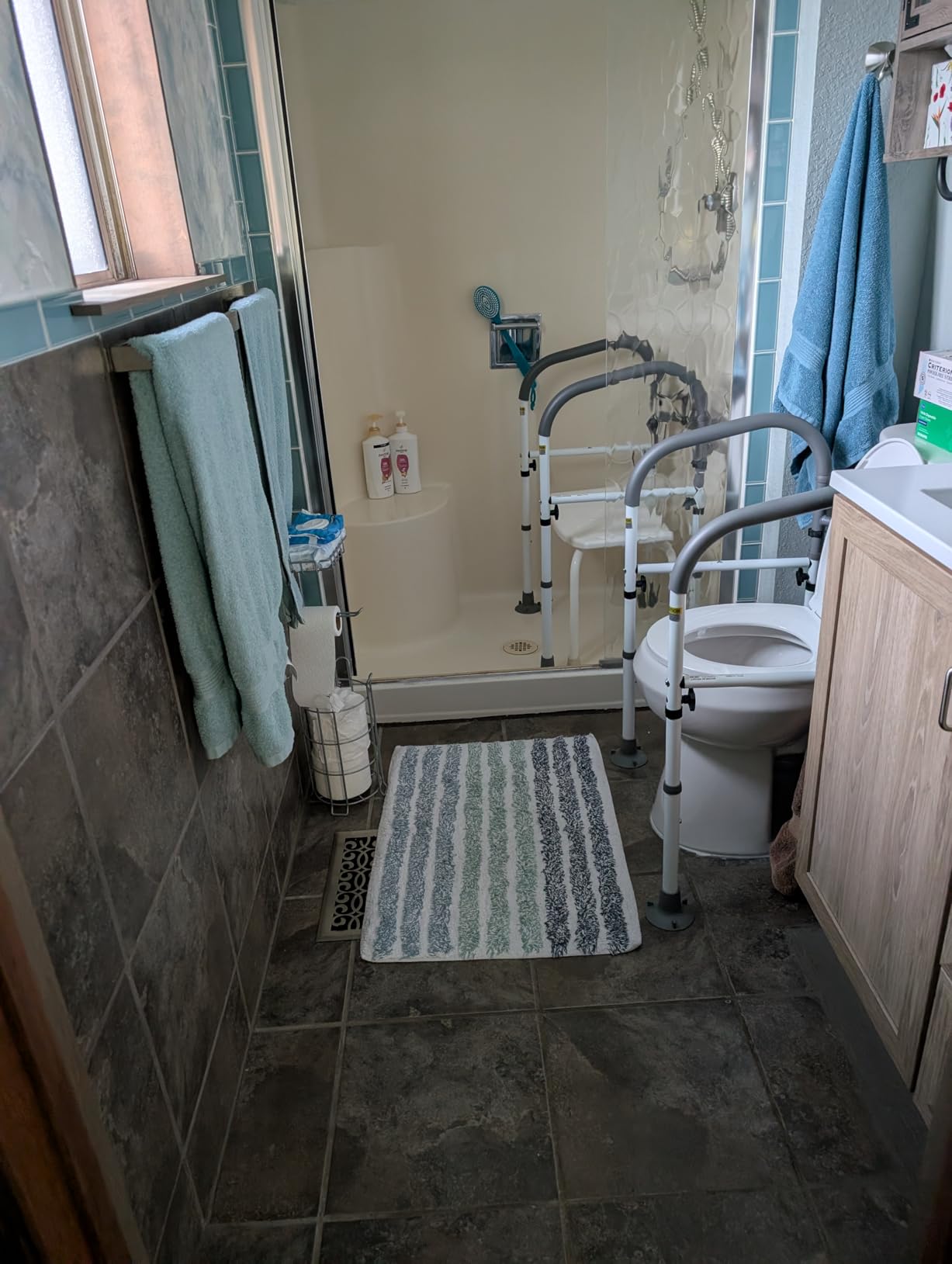 Vaunn Medical Adjustable Toilet Safety Rail for Seniors, Foldable Toilet Safety Frame for Elderly Adults, Bathroom Grab Bar Handle, Toilet Handle for Elderly & Disabled, Free-Standing (Gray) customer photo 1
