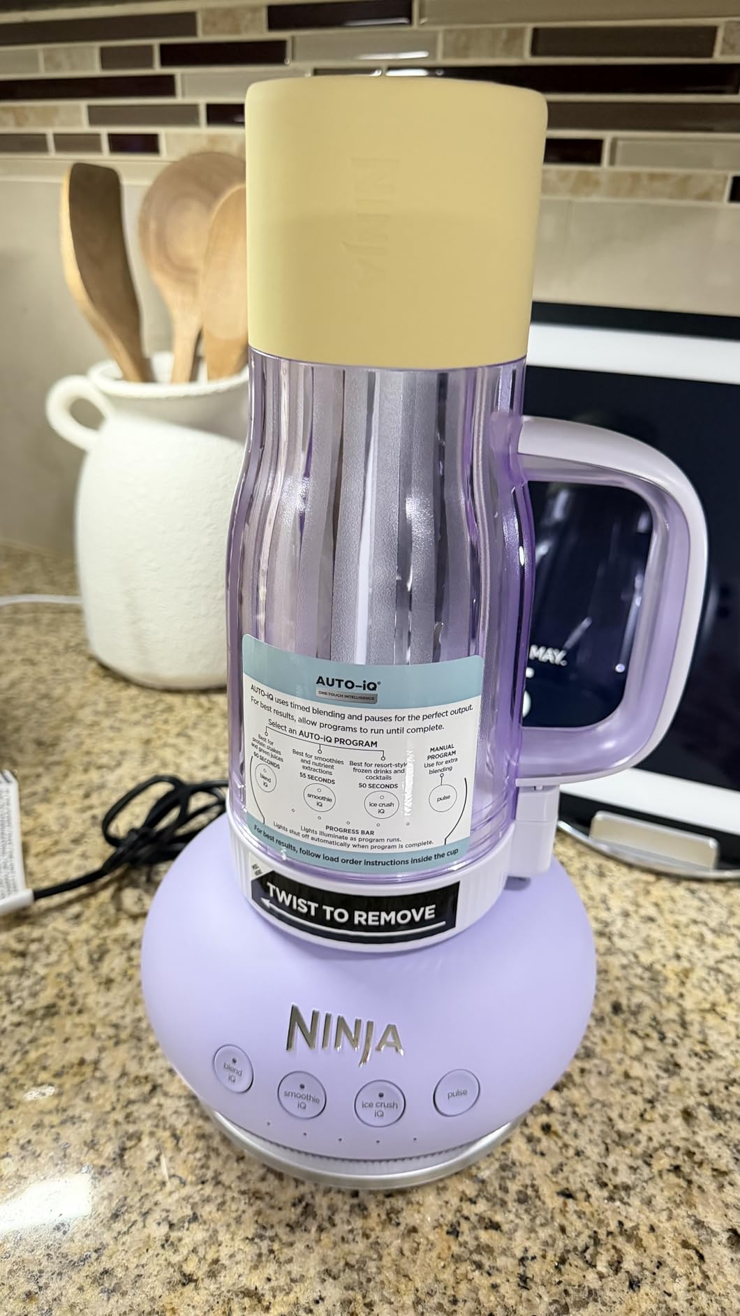 Ninja Blendboss Personal Blender for Smoothies & Frozen Drinks | 26oz Travel Tumbler with LeakProof Lid, Chug Spout & Detachable Straw | Auto-iQ Technology | Watermelon Bubble Gum | DB351GN customer photo 1