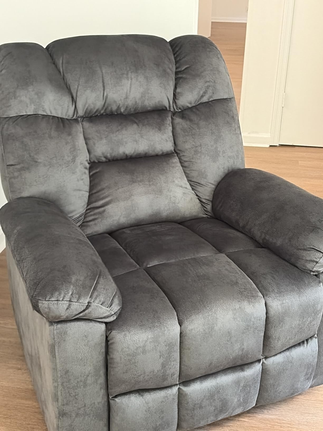 Manual Recliner Single Sofa, Wall-Hugger Reclining Couch, Upholstered Sofa Chair with Armrests, Fabric Reclining Couch with Soft Cushion for Living Room (Brown, 36