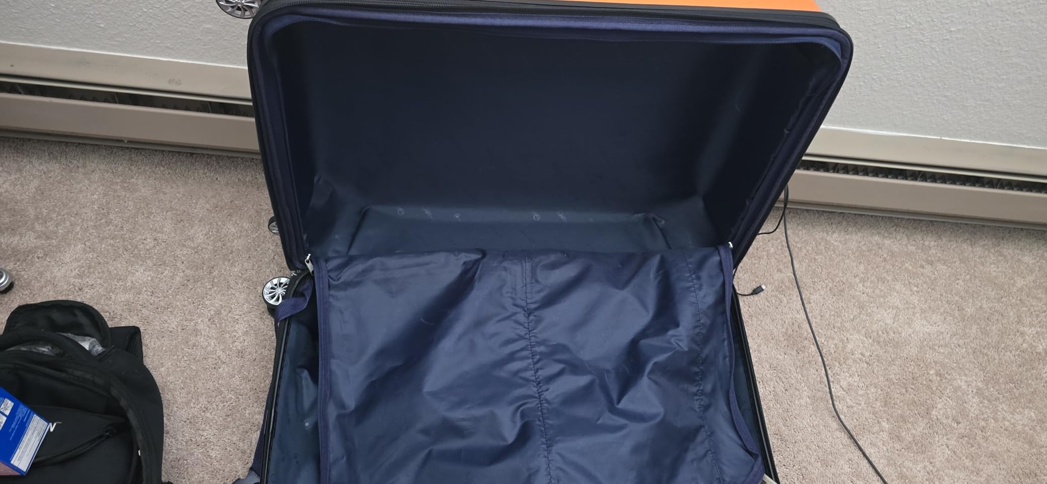 Coolife Luggage, Suitcase with Durable and Lightweight, Large Checked Luggage with ABS Hardshell Expandable, Dual Spinner Wheels, TSA Lock, and YKK Zipper(apricot white, L(28in)) customer photo 2