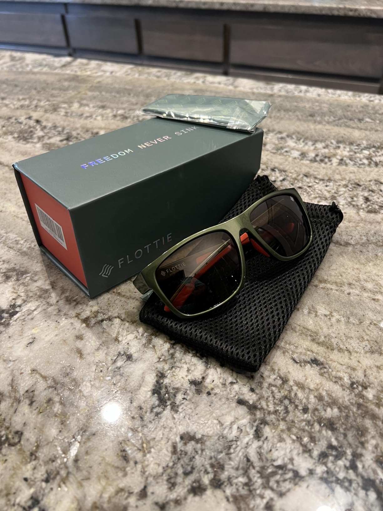 ANCHOR Floating Polarized Fishing Sunglasses for Men and Women Lightweight UV400 sport for Driving Cycling Running customer photo 2