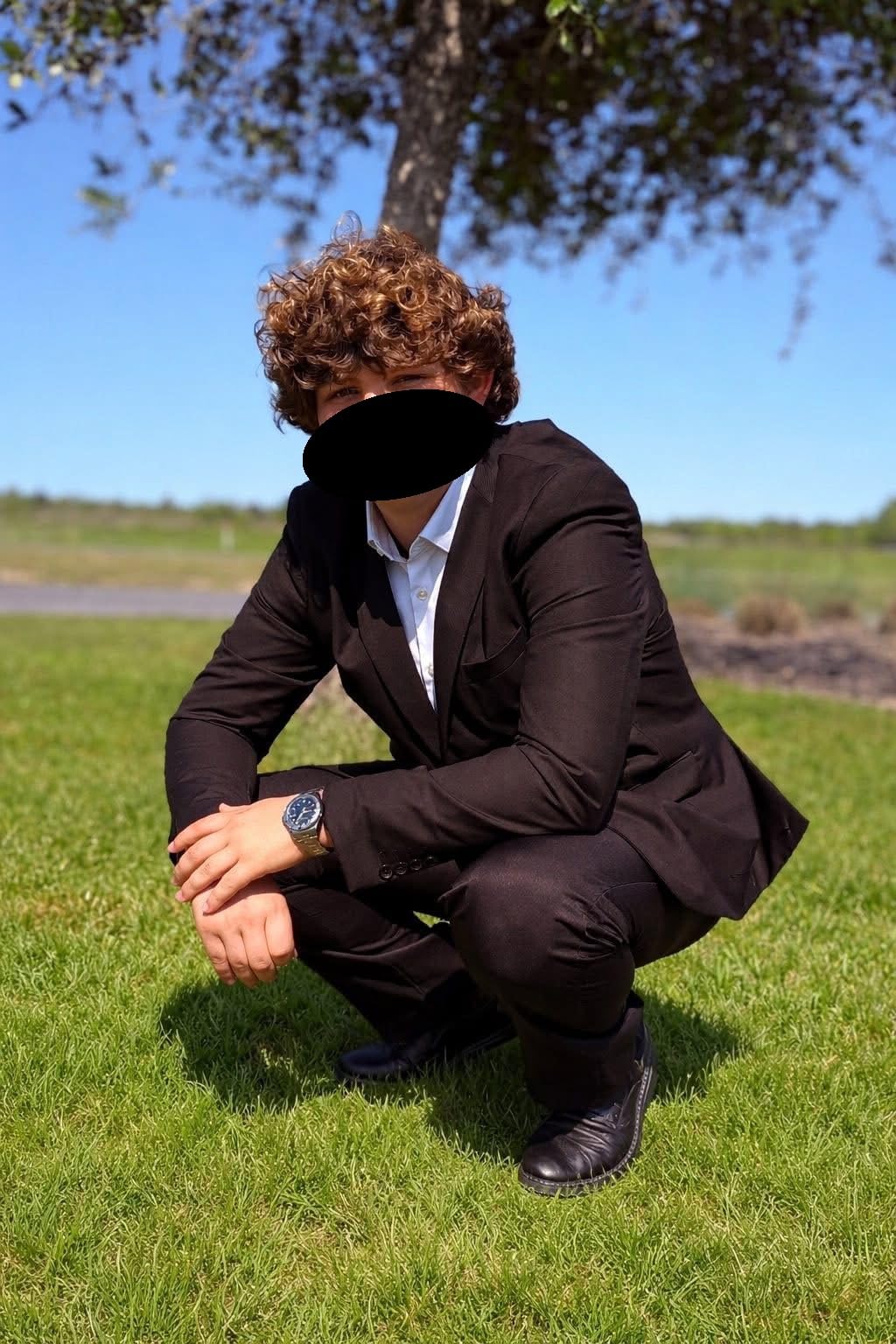 Equinox GMT 4077 Men's Quartz GMT Watch - Dual-Time Movement, Bi-Directional Bezel, Stainless Steel Bracelet customer photo 2
