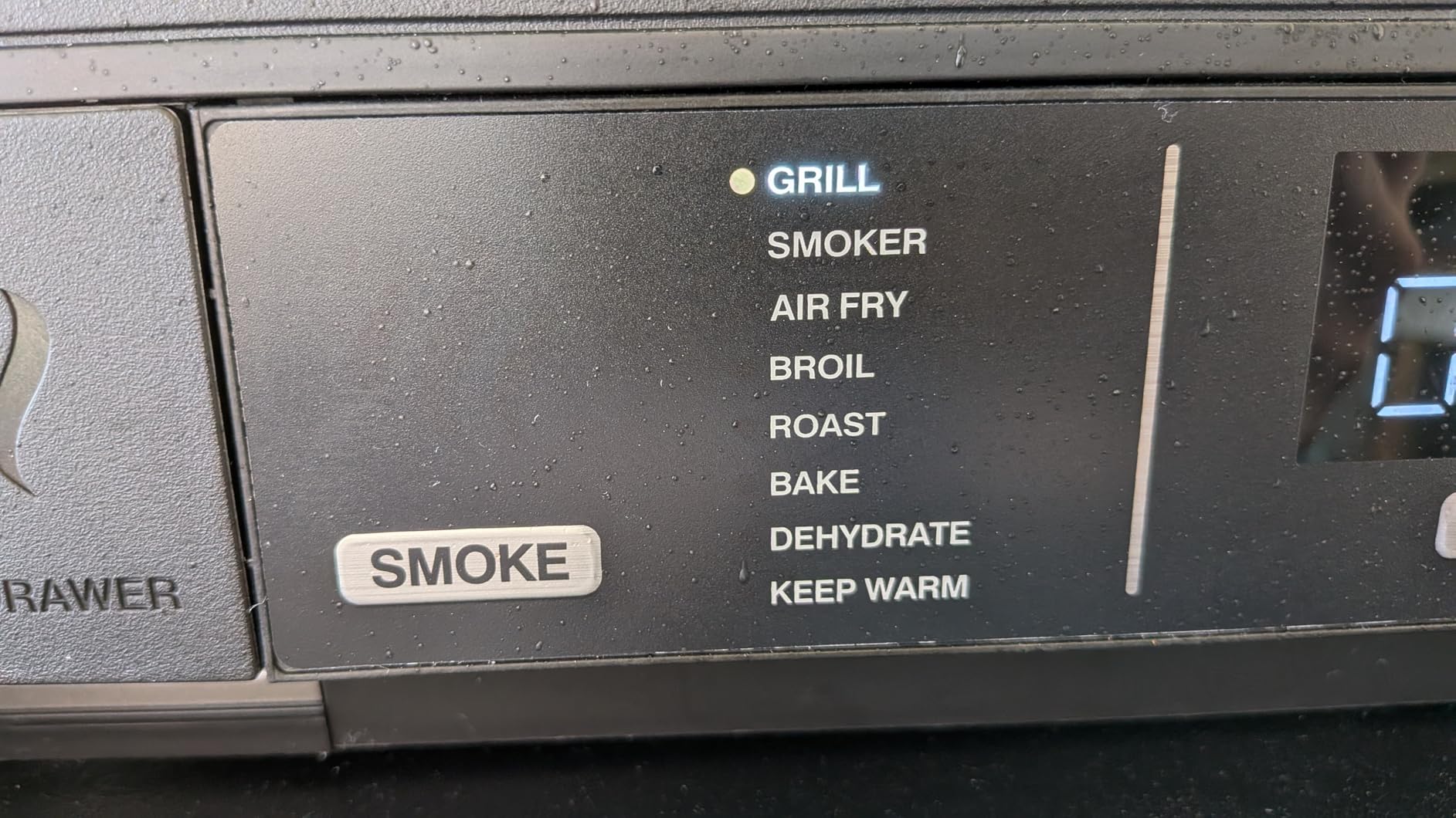 Cuisinart FlavorBoost 8-in-1 Outdoor Electric BBQ Grill & Portable Smoker, Air Fryer Grill Combo with Smart Probe, Smoke Drawer, 154 sq. in., CEG-1302 customer photo 2