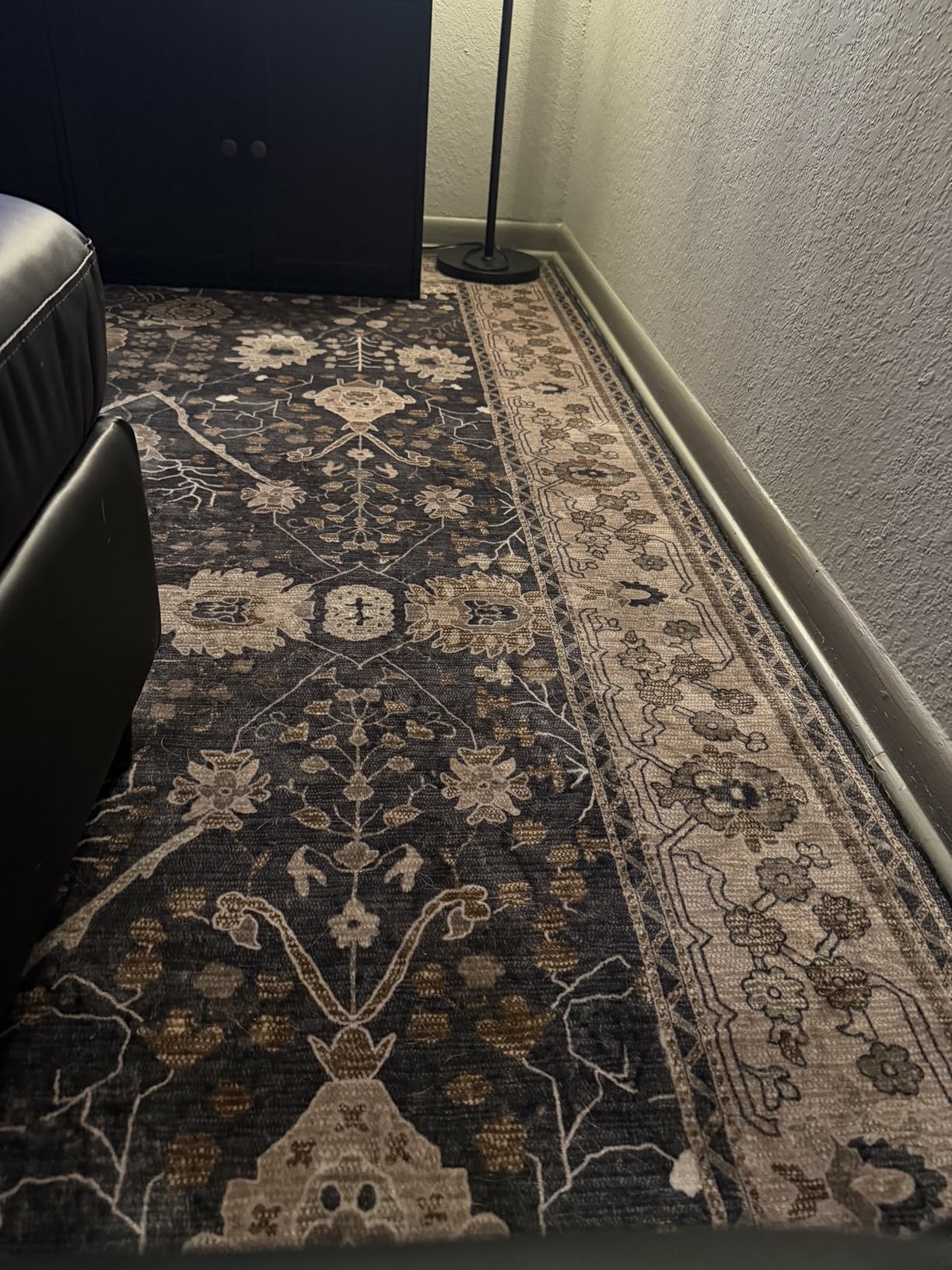 Kuden 8x10 Large Area Rug, Machine Washable Area Rug with Non-Slip Backing, Vintage Style, Soft, Easy Clean, Low Pile Rug for Living Room, Bedroom, Dining Room customer photo 1