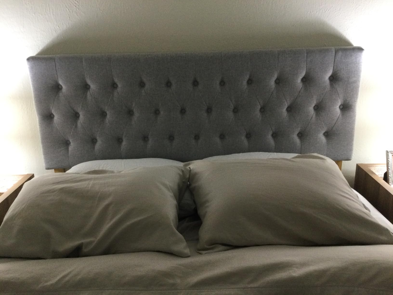 Upholstered Queen Headboard Only, Premium Linen Button Tufted Headboards, Adjustable Solid Wood Head Board, Padded Headboard with Solid Wood Legs in Bedroom (Beige) customer photo 1